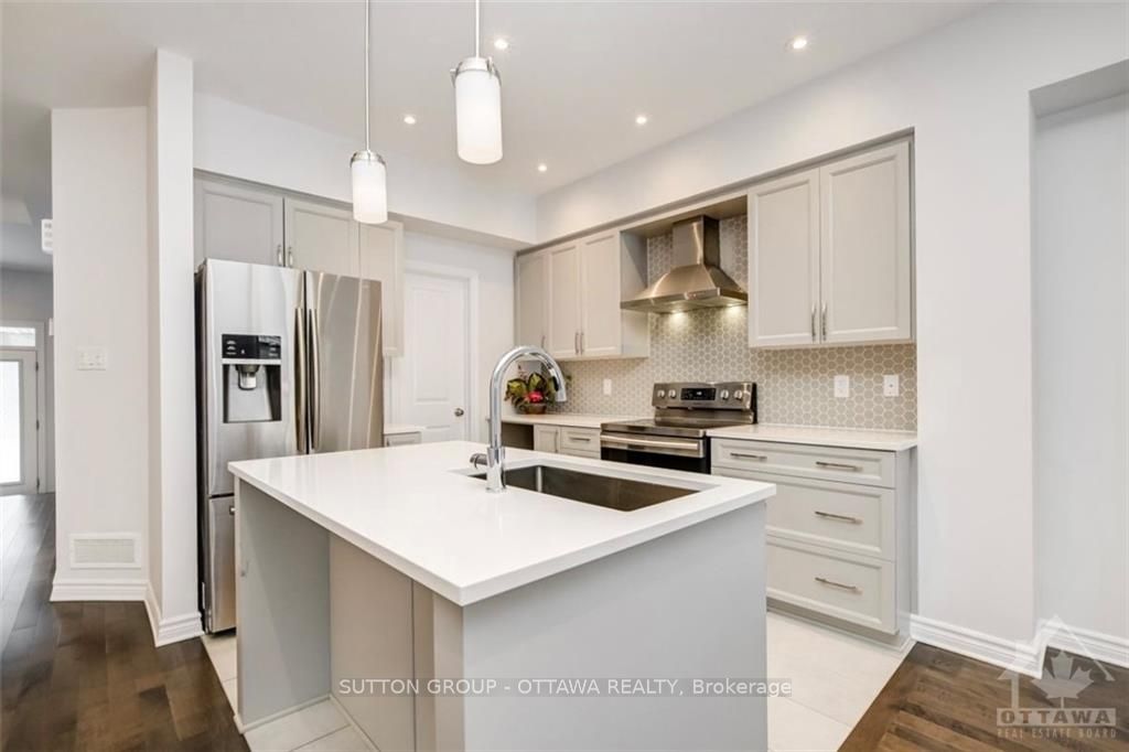 Photo 14 of 744 Twist Way, Ottawa, Kanata - Emerald Meadows/Trailwest — HOMEH