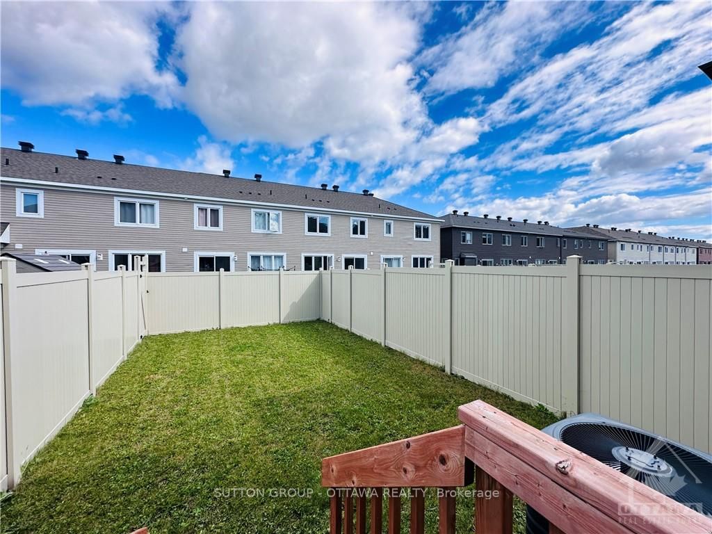 Photo 28 of 744 Twist Way, Ottawa, Kanata - Emerald Meadows/Trailwest — HOMEH