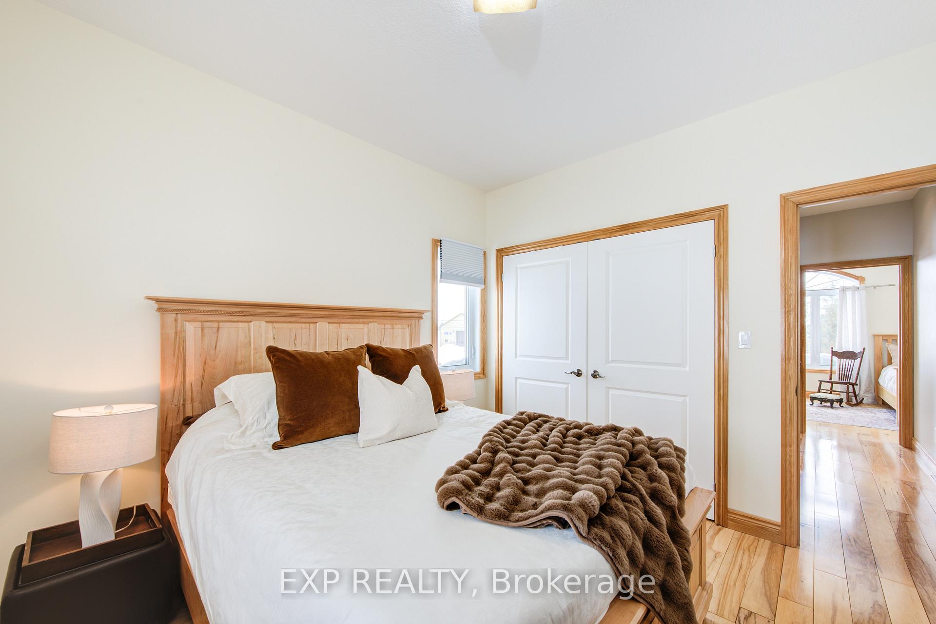 Photo 19 of 103 Robertson Street S, Minto — HOMEH