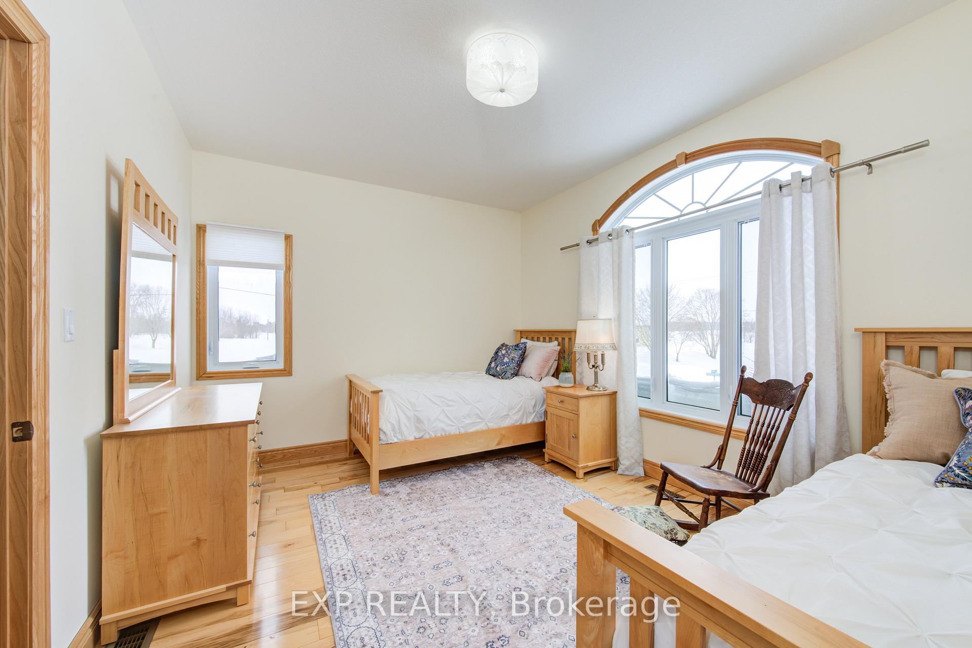 Photo 23 of 103 Robertson Street S, Minto — HOMEH