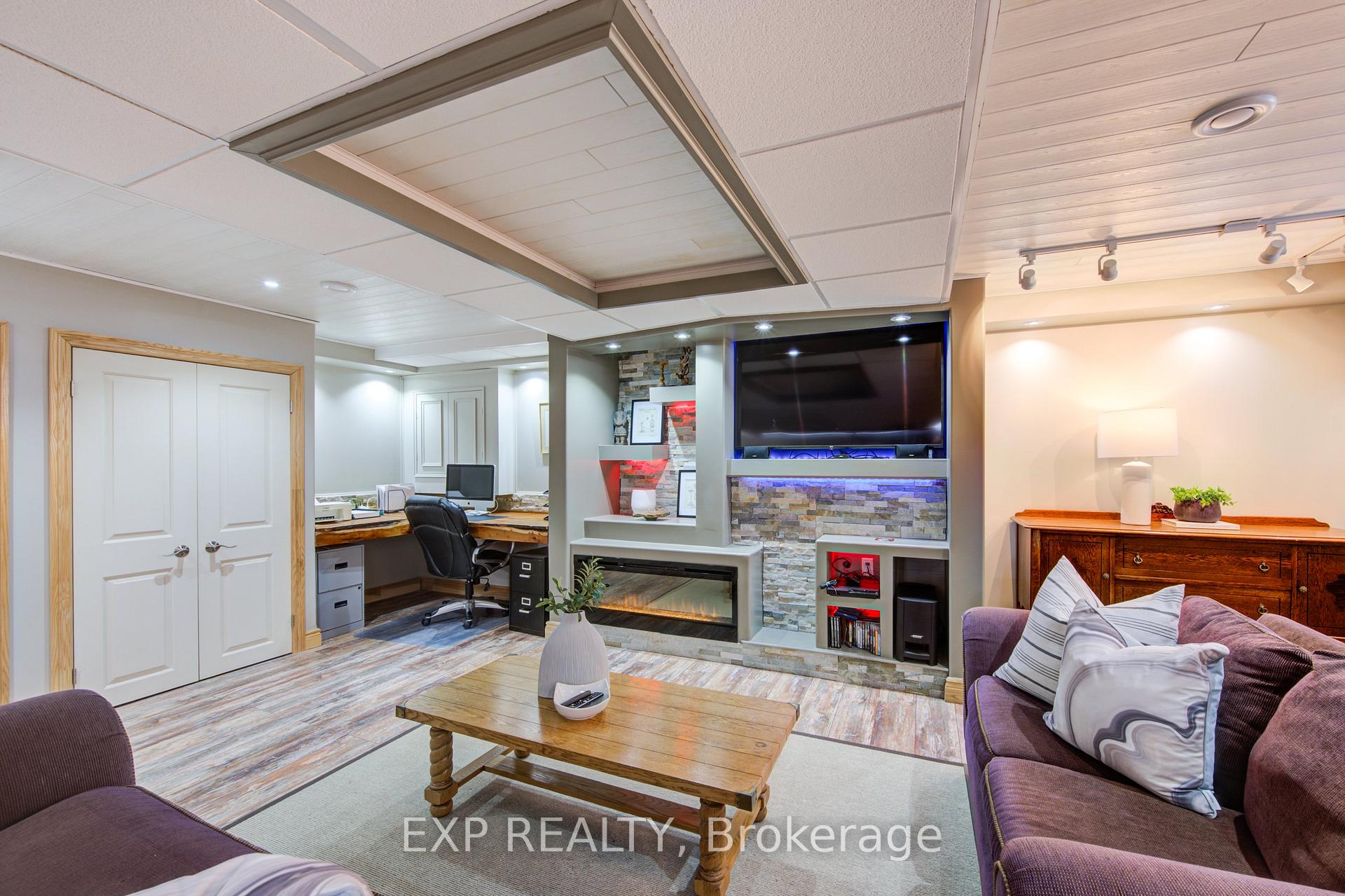 Photo 25 of 103 Robertson Street S, Minto — HOMEH