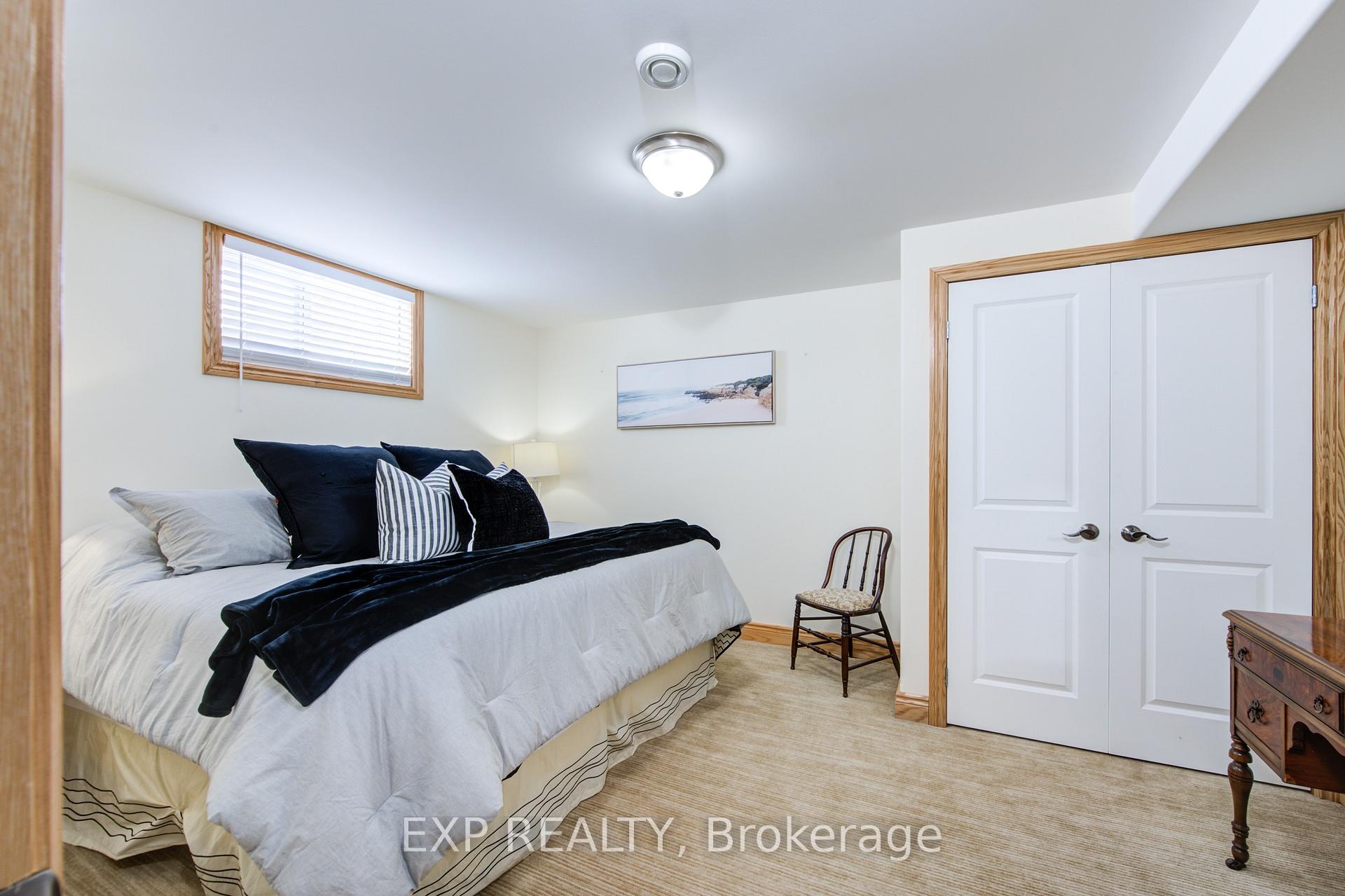 Photo 34 of 103 Robertson Street S, Minto — HOMEH