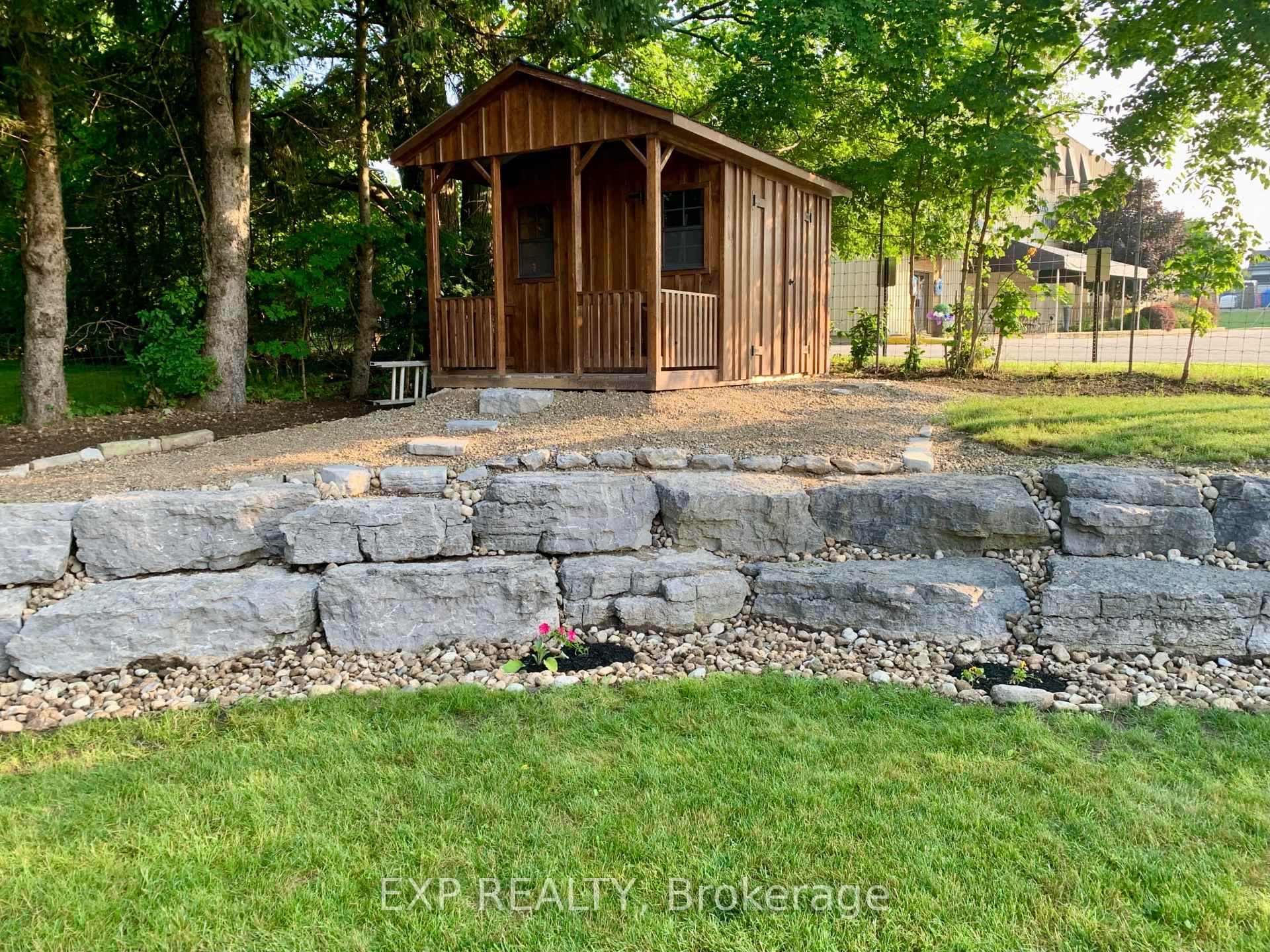 Photo 47 of 103 Robertson Street S, Minto — HOMEH