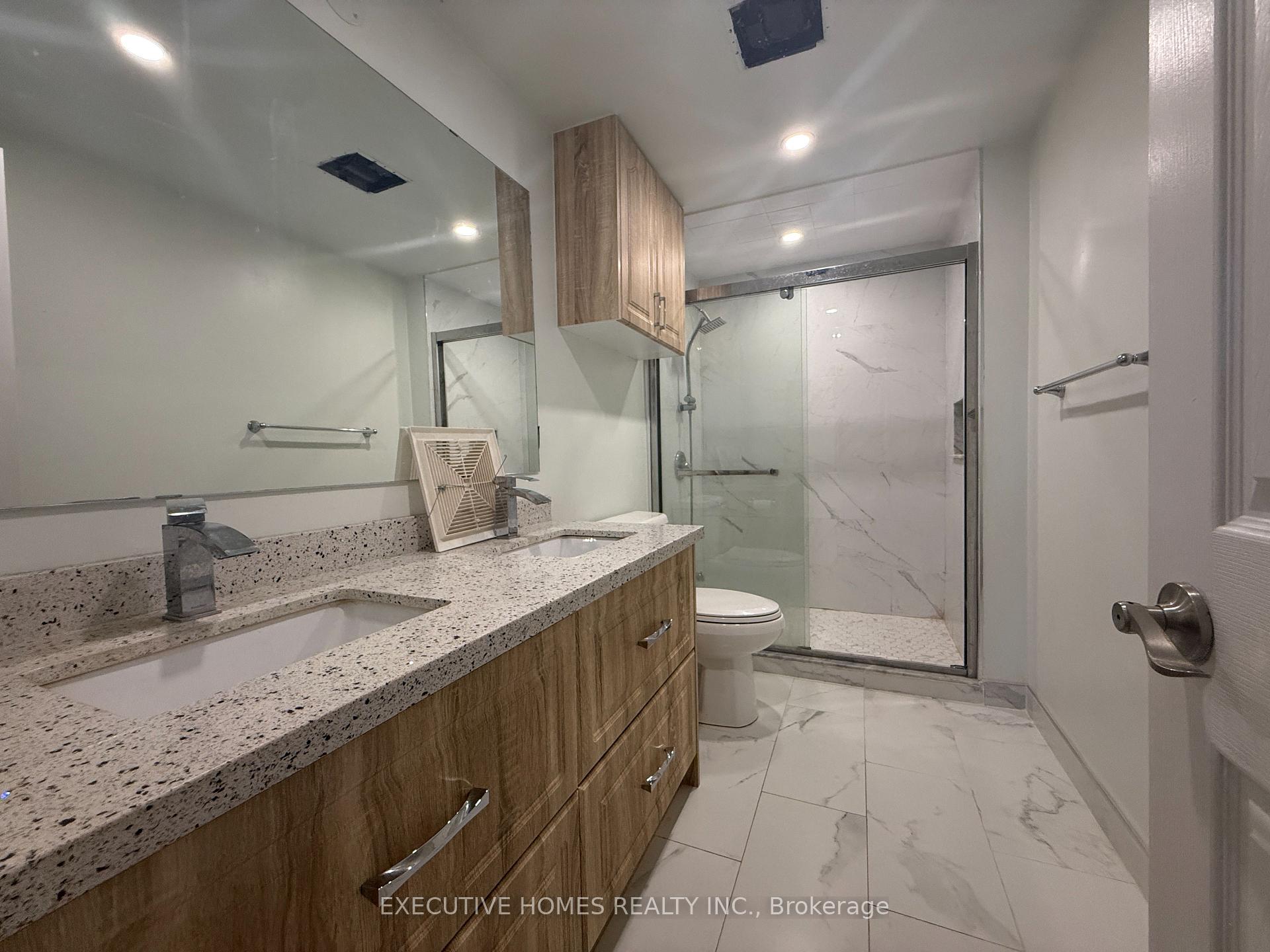 Photo 13 of 53 Chase Court, Markham, Milliken Mills East — HOMEH