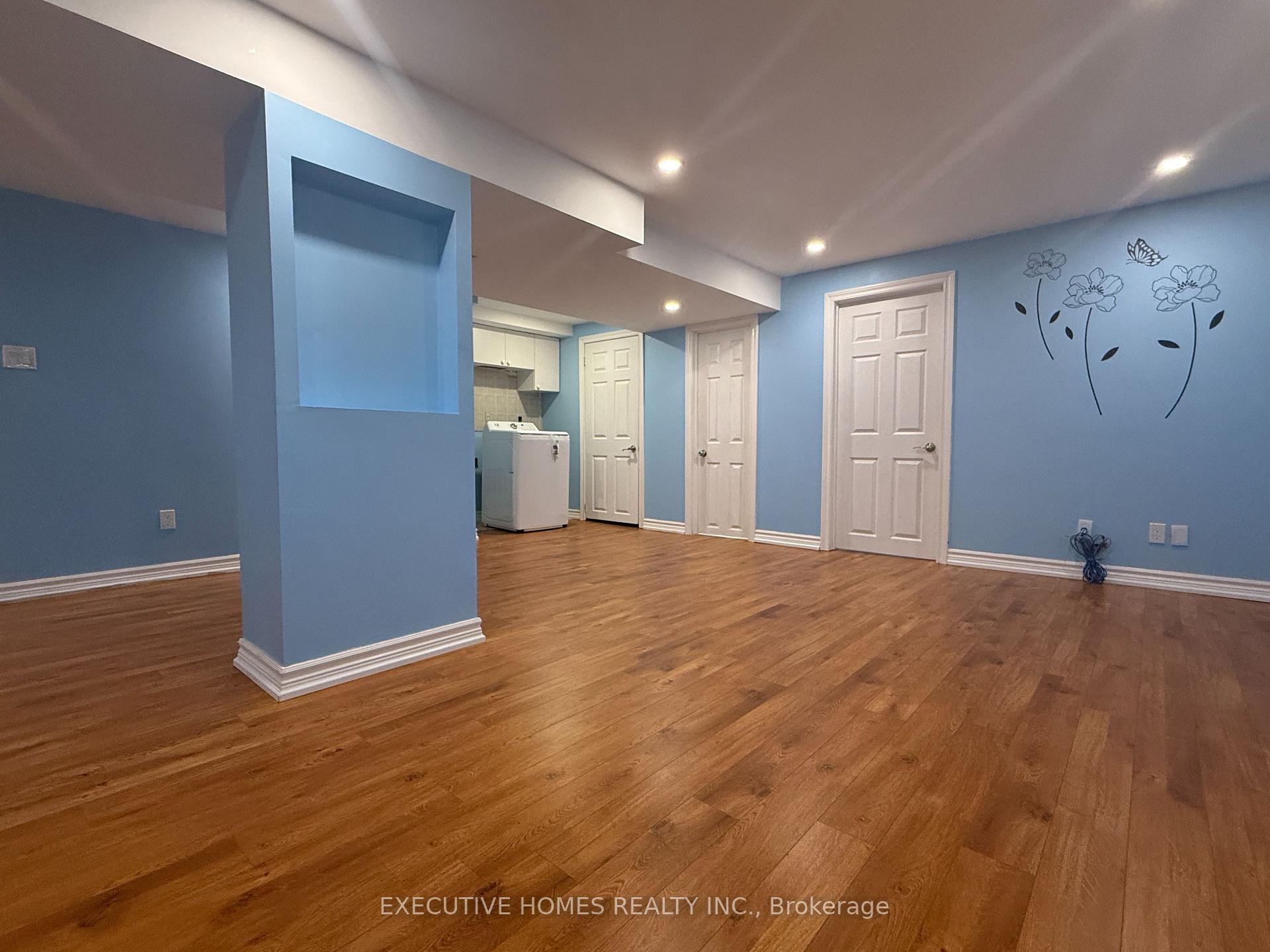 Photo 24 of 53 Chase Court, Markham, Milliken Mills East — HOMEH