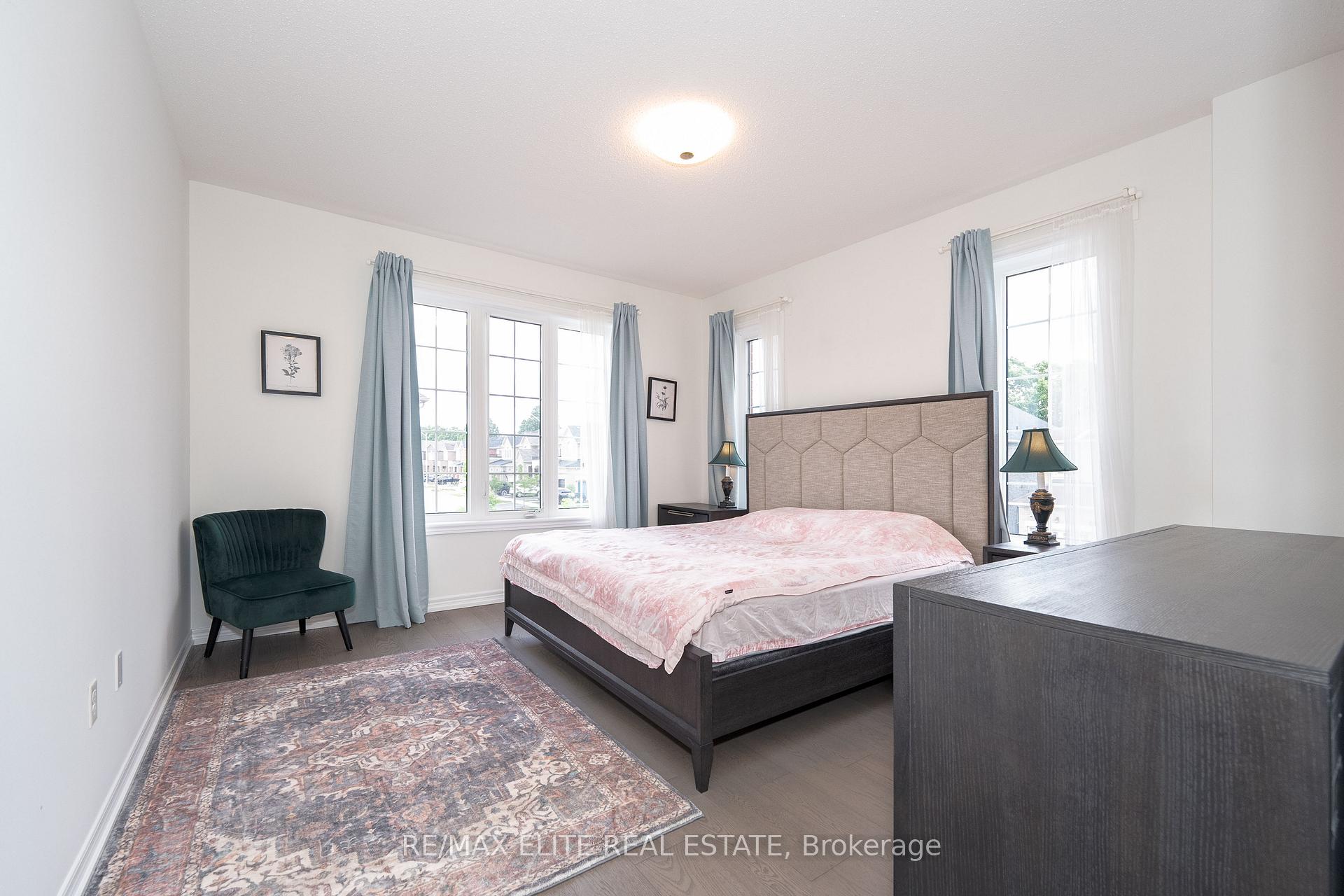Photo 33 of 32 Titan Trail, Markham, Cedarwood — HOMEH