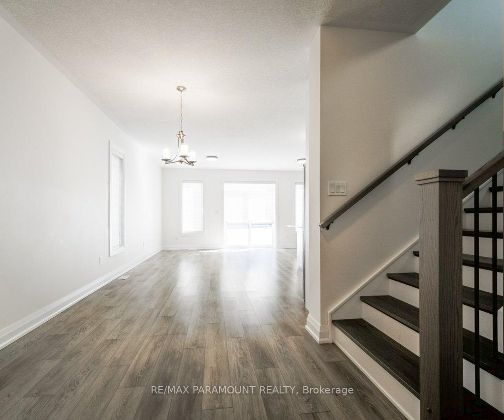 Photo 6 of 19 Jacob Detweiller Drive, Kitchener — HOMEH