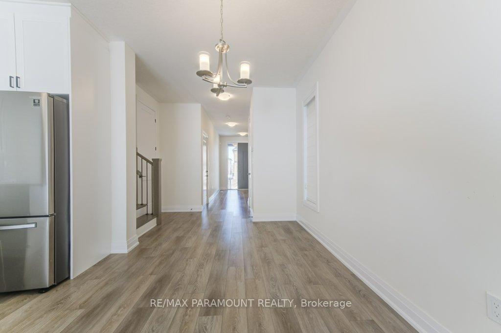 Photo 8 of 19 Jacob Detweiller Drive, Kitchener — HOMEH