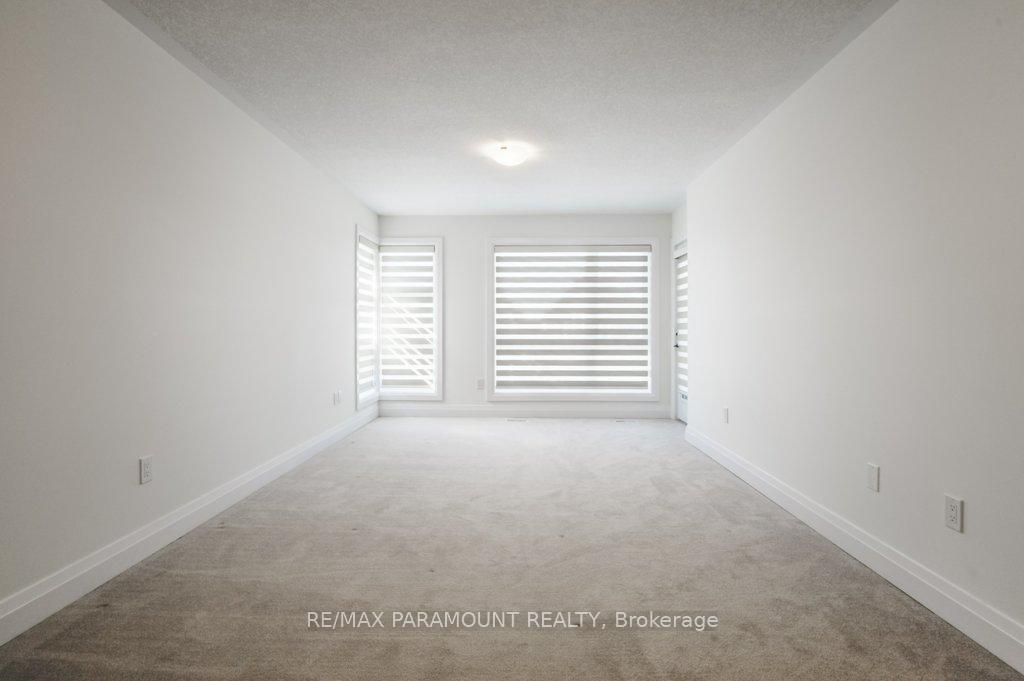 Photo 24 of 19 Jacob Detweiller Drive, Kitchener — HOMEH