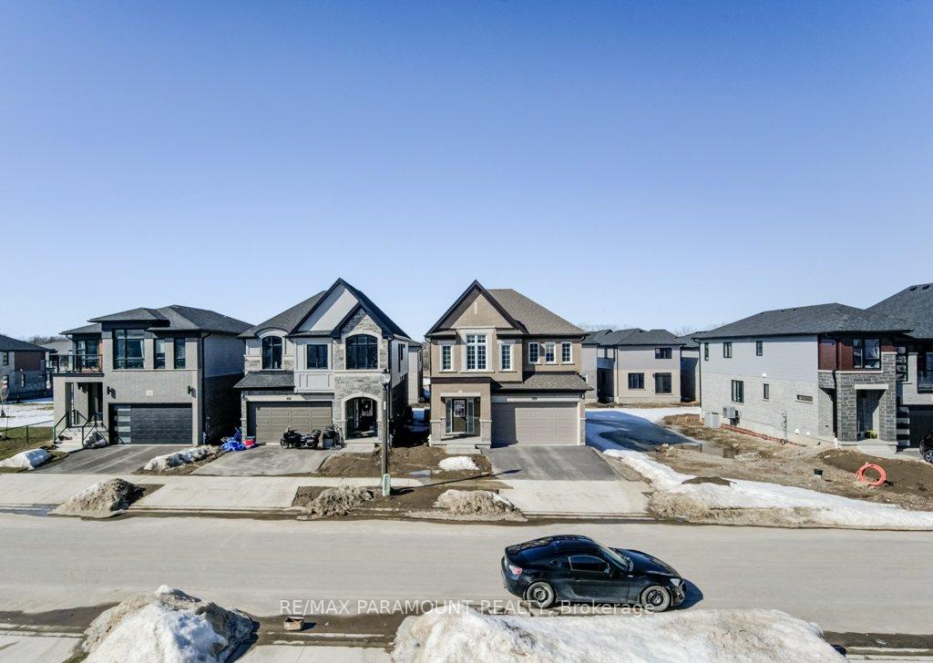 Photo 27 of 19 Jacob Detweiller Drive, Kitchener — HOMEH