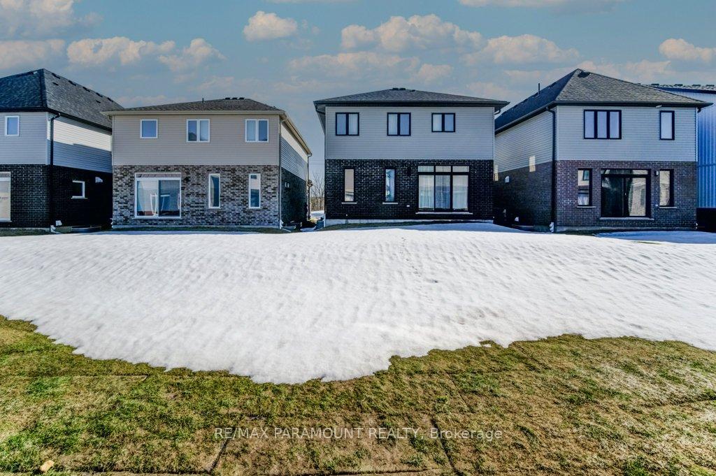 Photo 42 of 19 Jacob Detweiller Drive, Kitchener — HOMEH