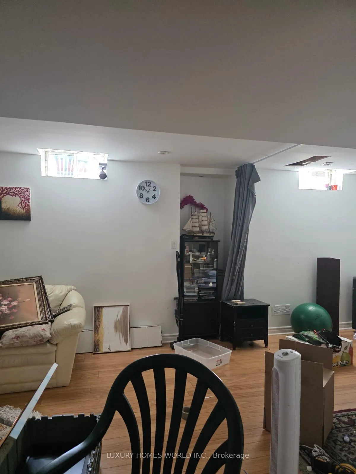 Photo 2 of 27 Chasser Drive, Markham, Greensborough — HOMEH