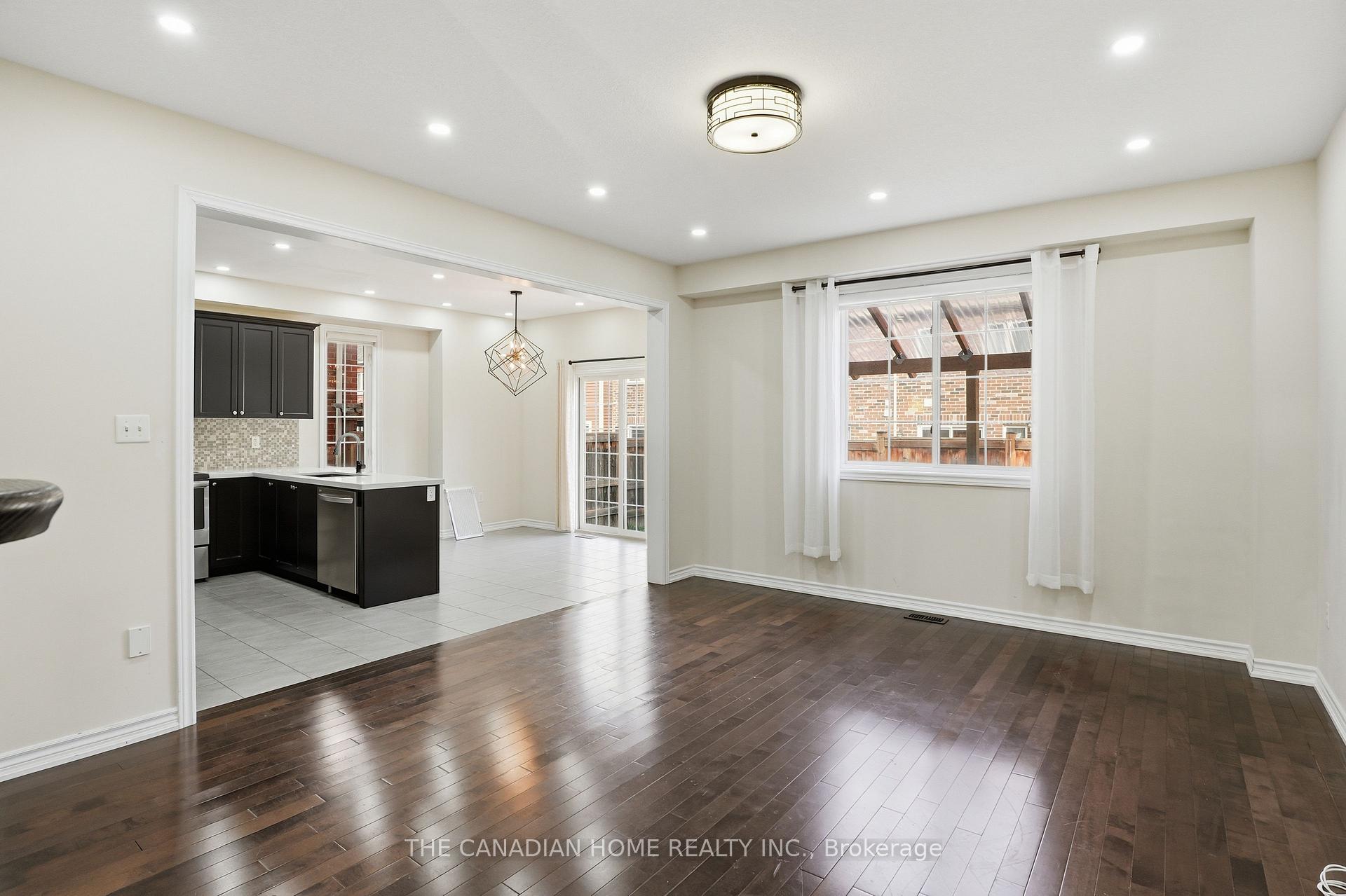 Photo 11 of 600 Sanderson Crescent, Milton, Clarke — HOMEH