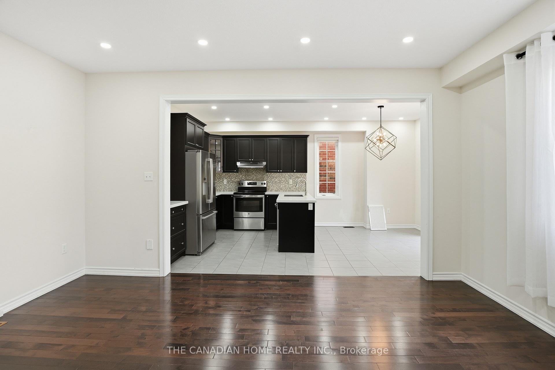 Photo 12 of 600 Sanderson Crescent, Milton, Clarke — HOMEH