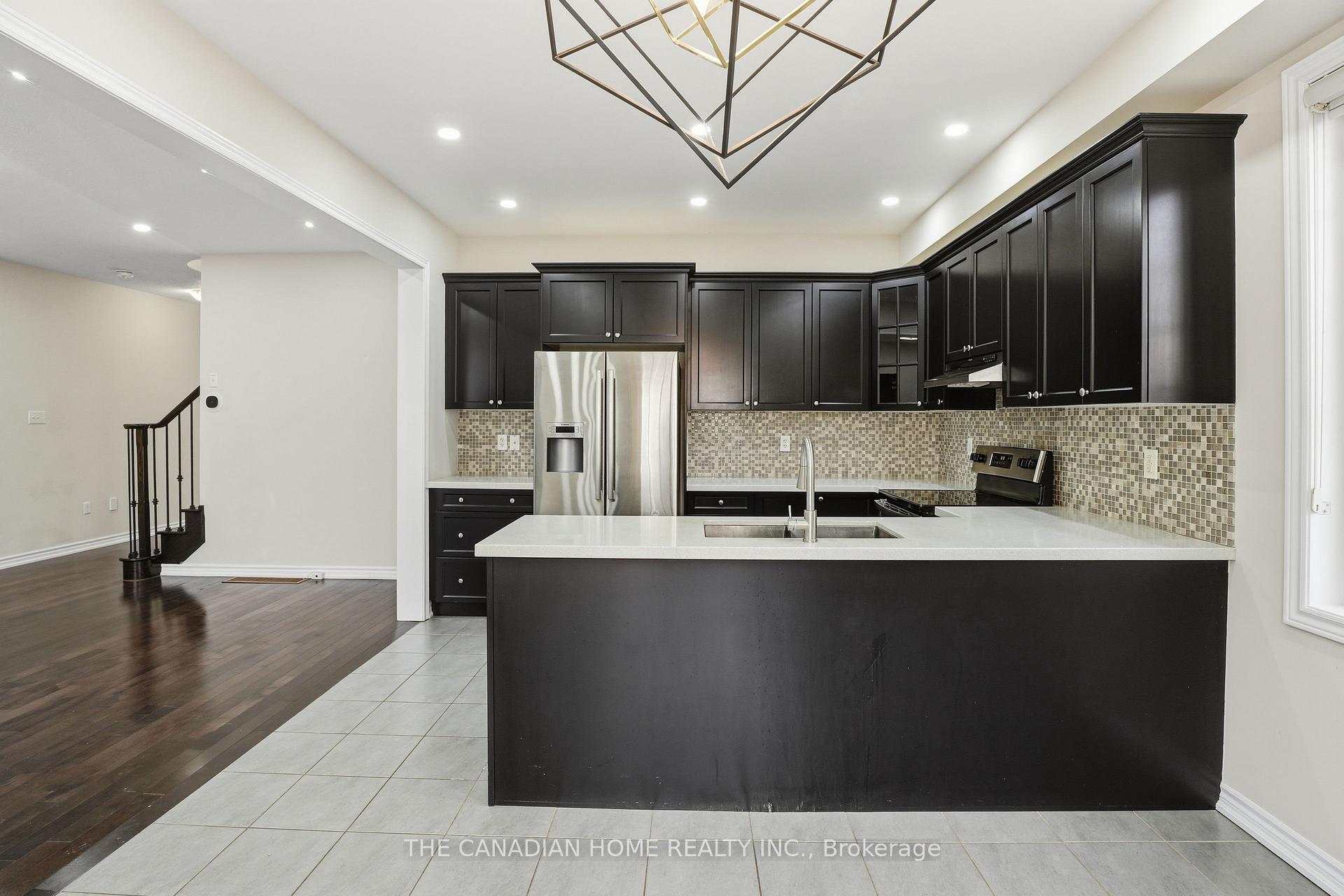 Photo 14 of 600 Sanderson Crescent, Milton, Clarke — HOMEH