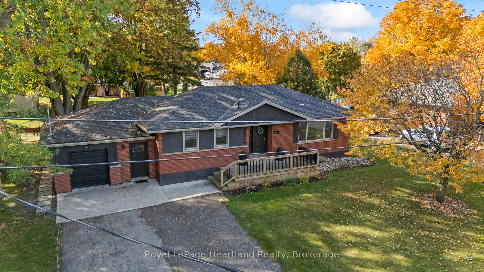 Photo 2 of 87 George Street N, Minto — HOMEH