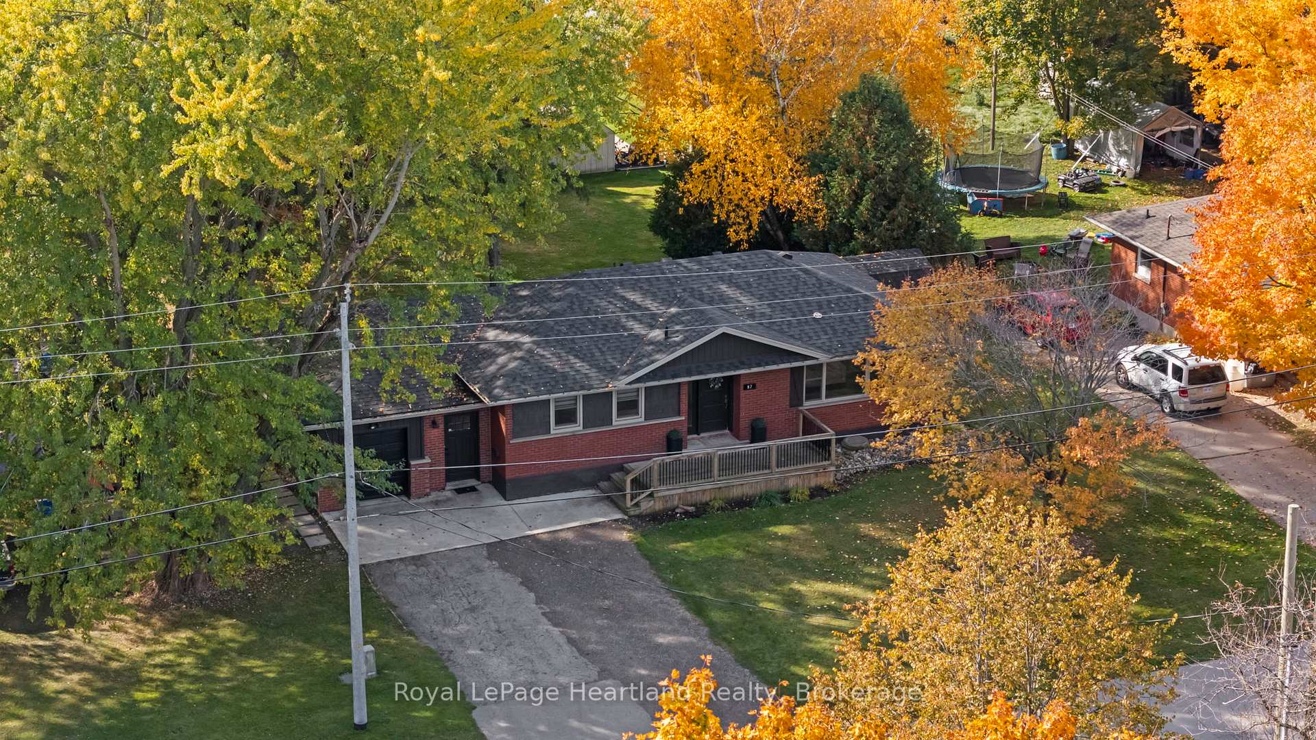 Photo 4 of 87 George Street N, Minto — HOMEH