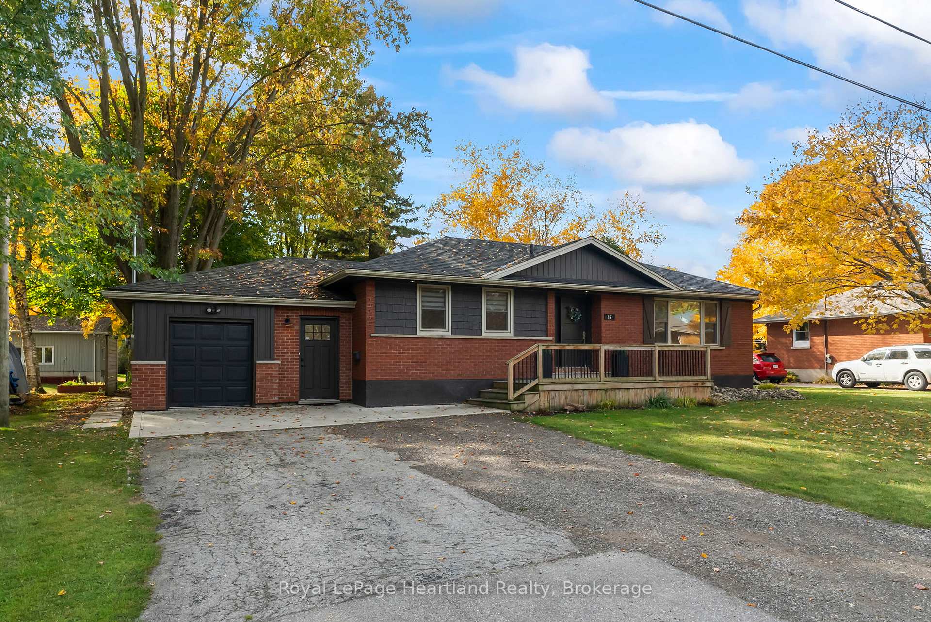 Photo 5 of 87 George Street N, Minto — HOMEH