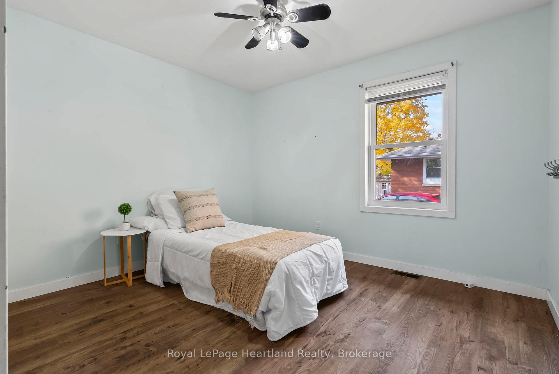 Photo 20 of 87 George Street N, Minto — HOMEH