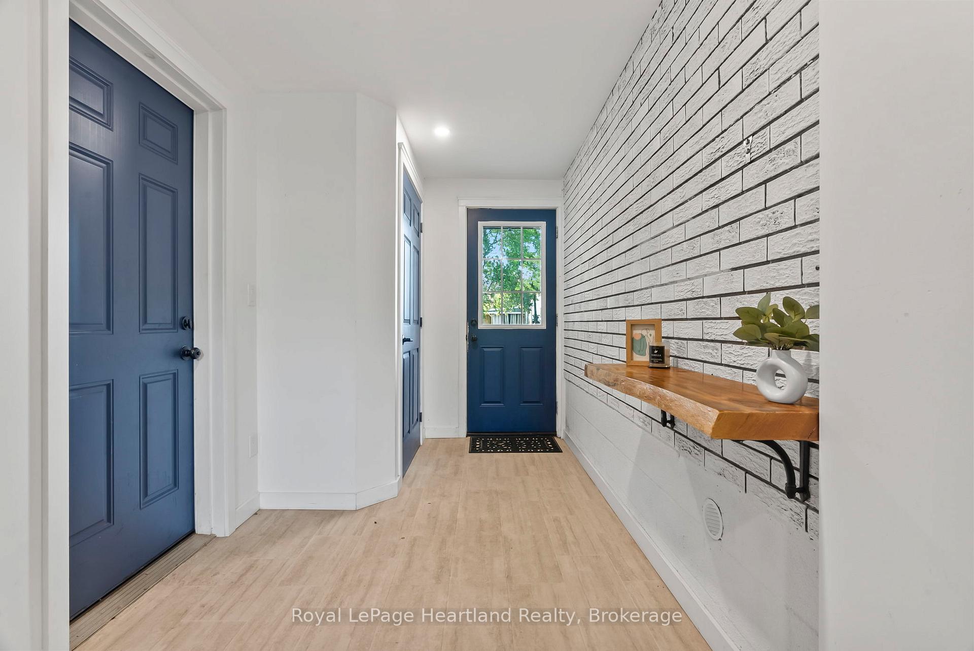 Photo 27 of 87 George Street N, Minto — HOMEH