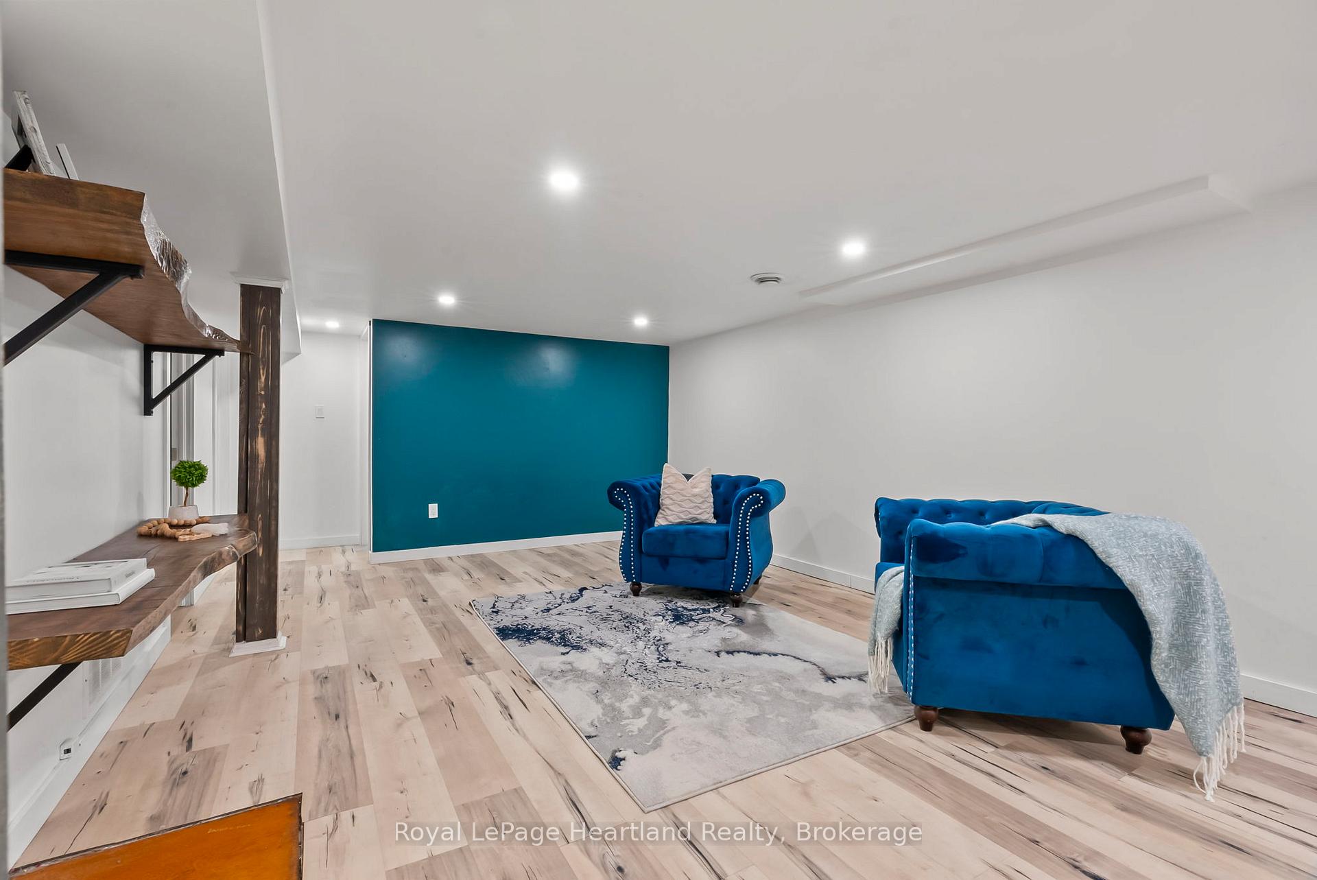 Photo 28 of 87 George Street N, Minto — HOMEH