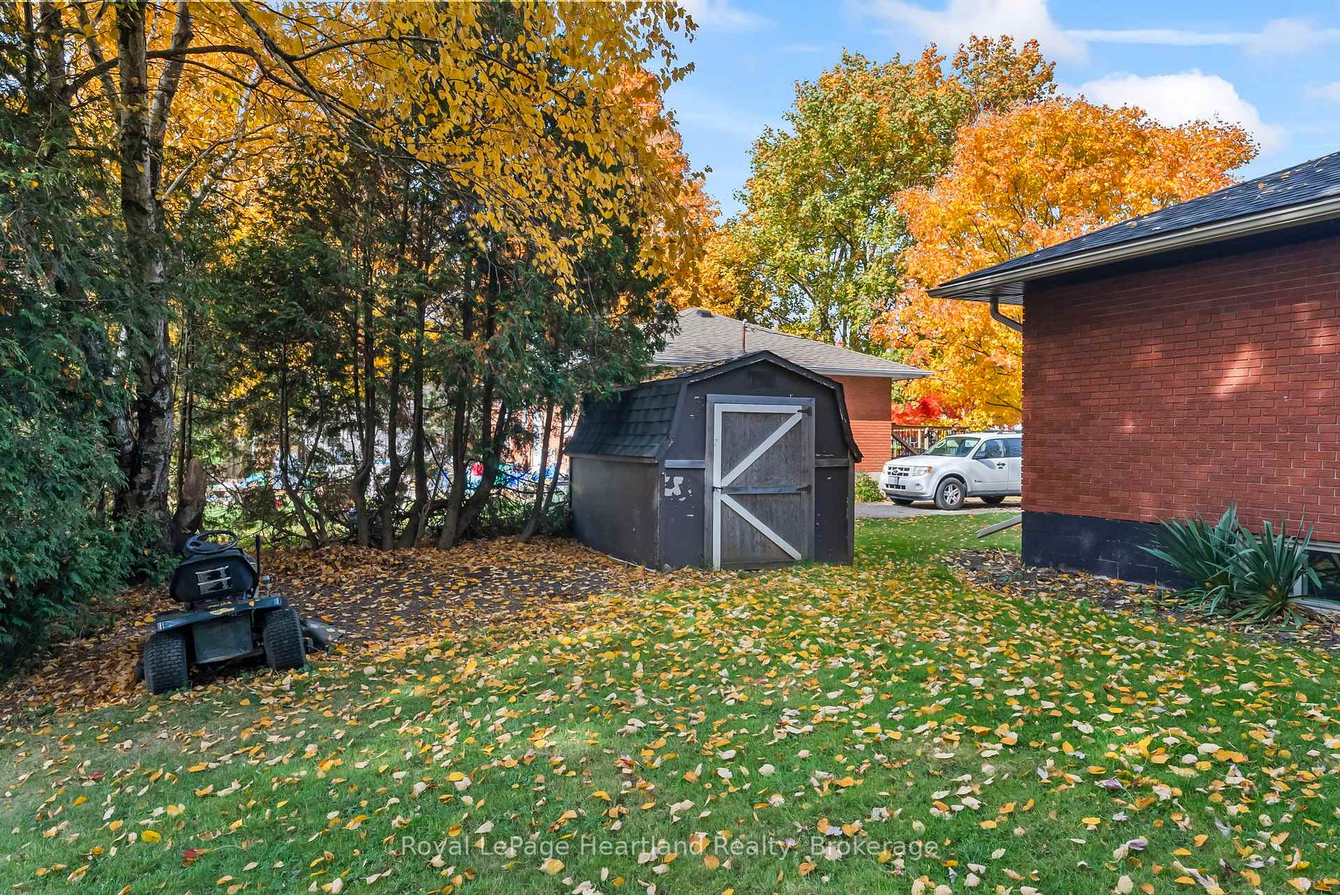 Photo 36 of 87 George Street N, Minto — HOMEH