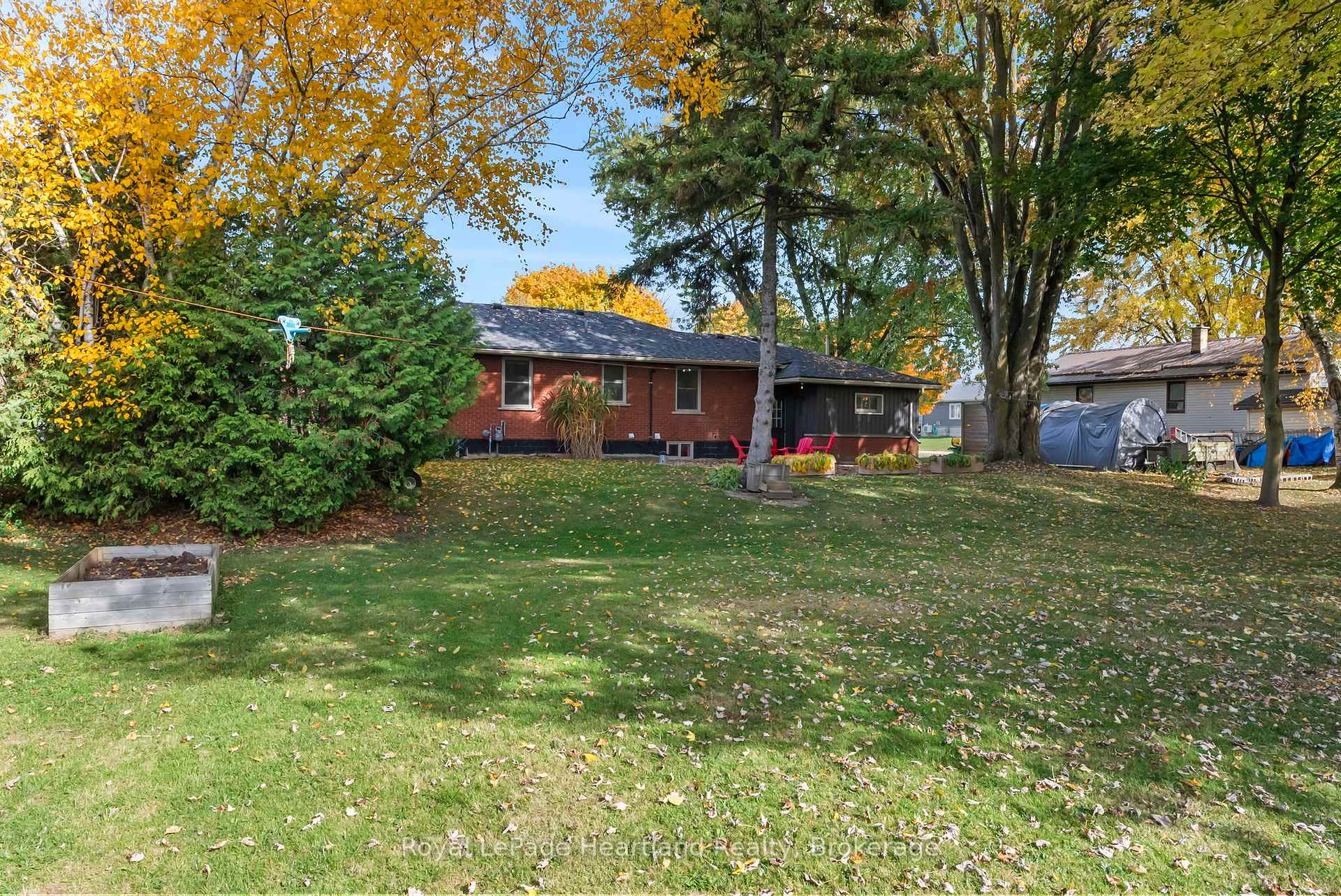 Photo 37 of 87 George Street N, Minto — HOMEH