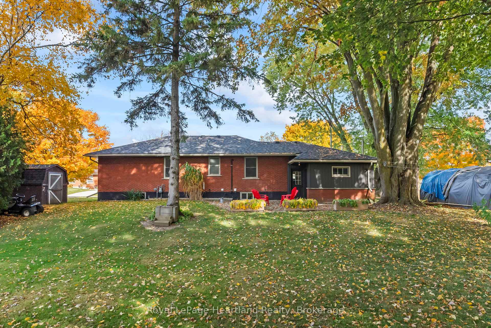Photo 38 of 87 George Street N, Minto — HOMEH