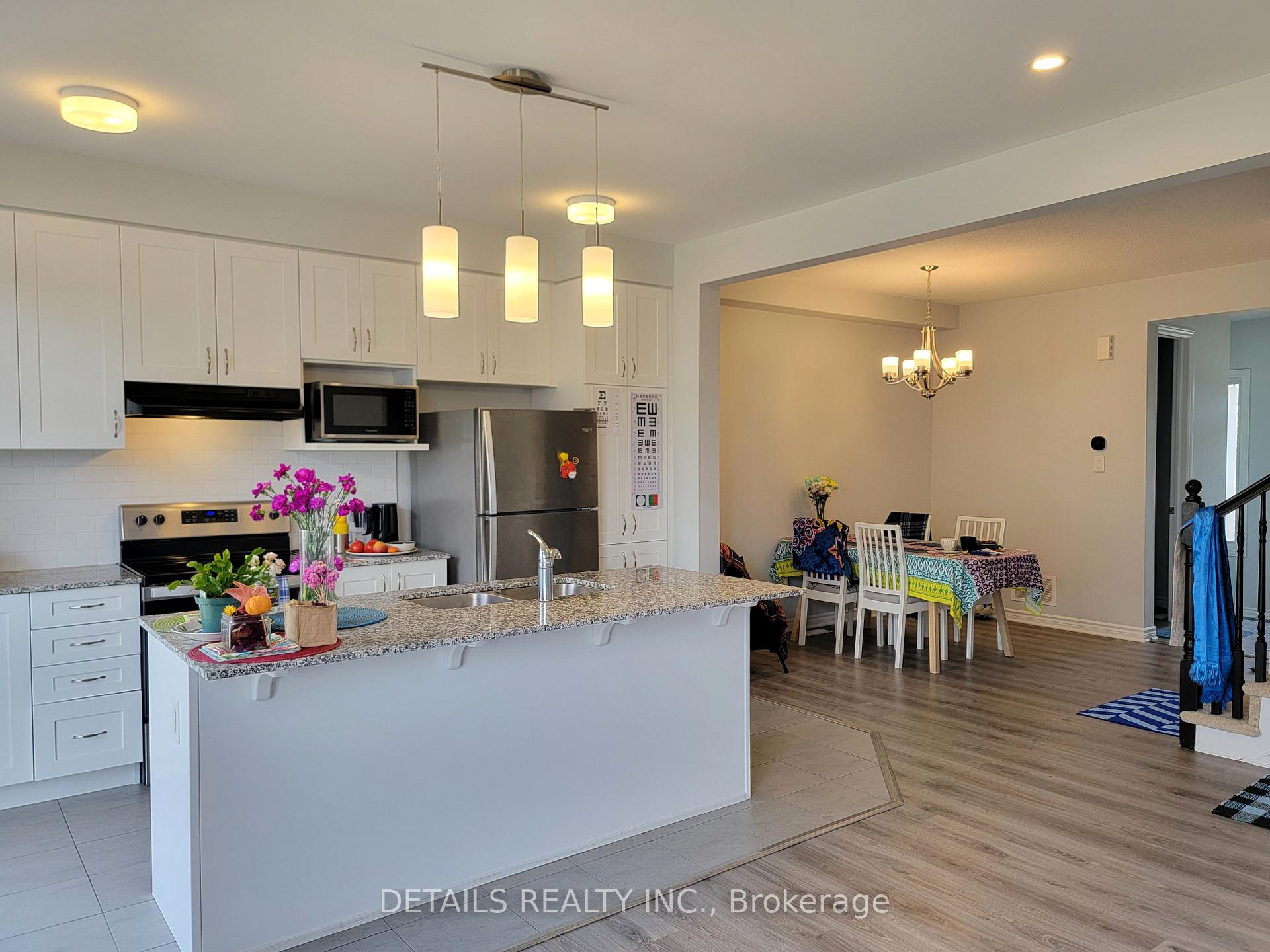 Photo 9 of 555 Arosa Way, Ottawa, Kanata - Emerald Meadows/Trailwest — HOMEH