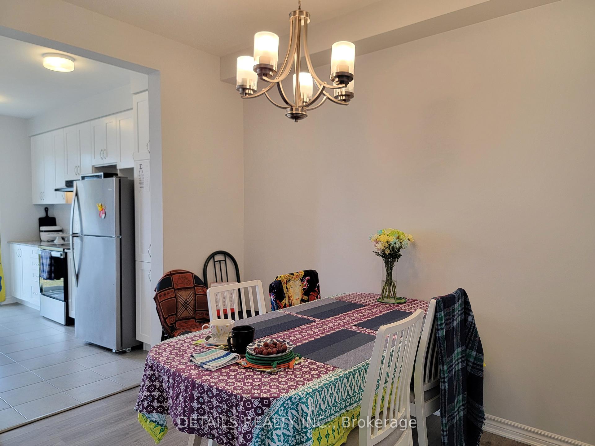 Photo 11 of 555 Arosa Way, Ottawa, Kanata - Emerald Meadows/Trailwest — HOMEH