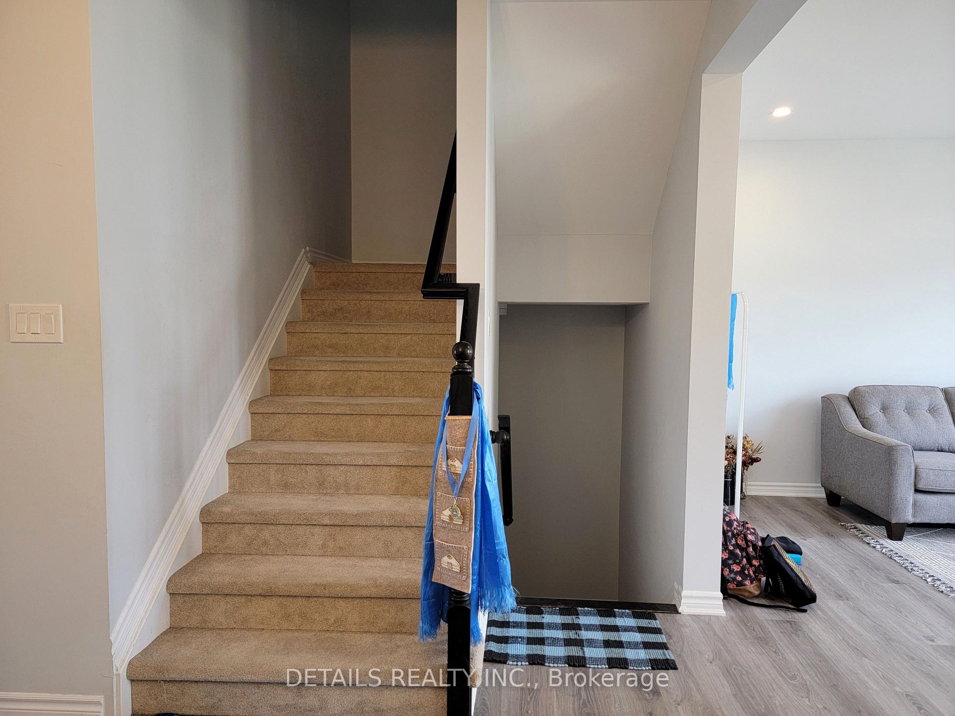Photo 15 of 555 Arosa Way, Ottawa, Kanata - Emerald Meadows/Trailwest — HOMEH