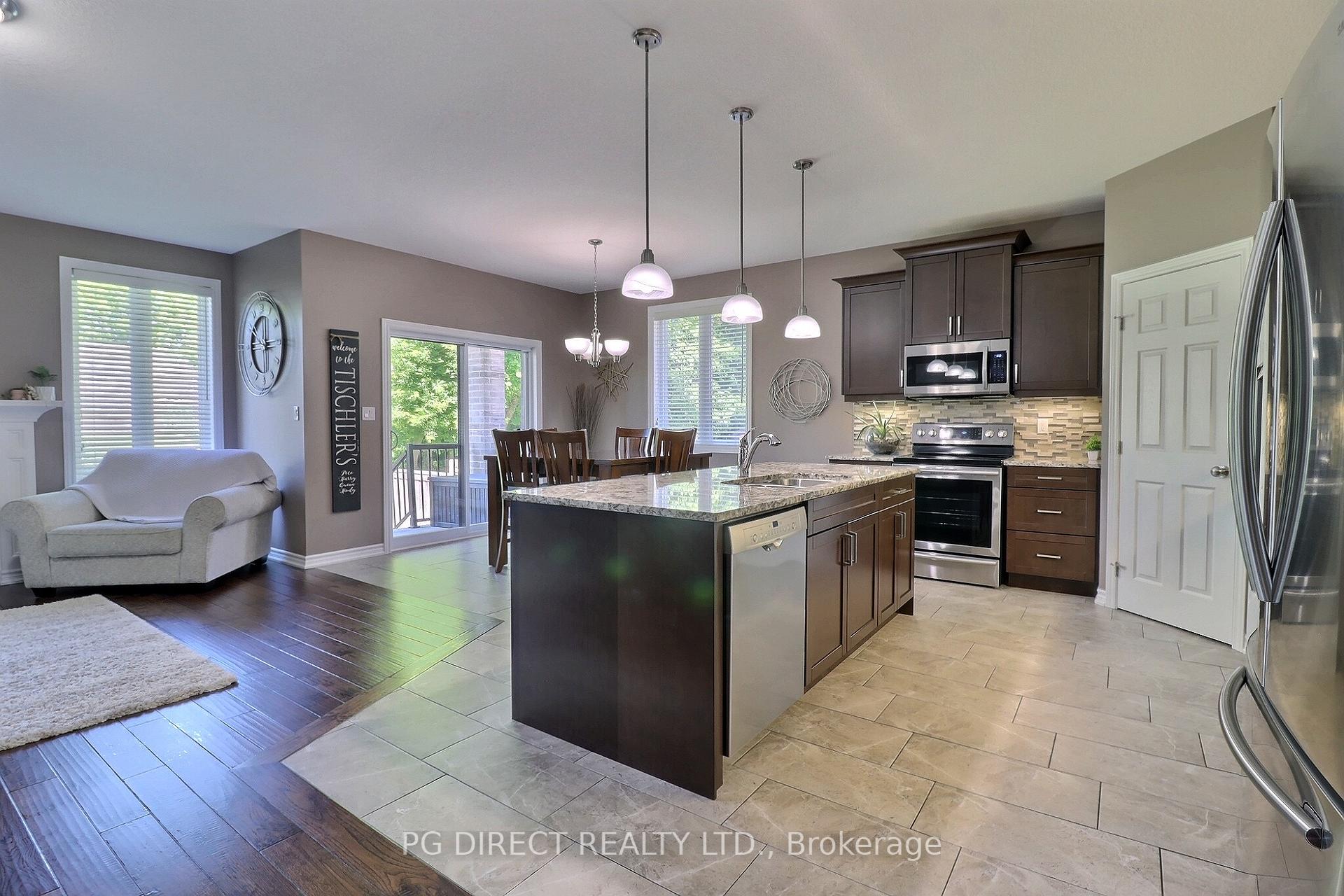 Photo 3 of 67 Caverhill Crescent, Middlesex Centre, Komoka — HOMEH