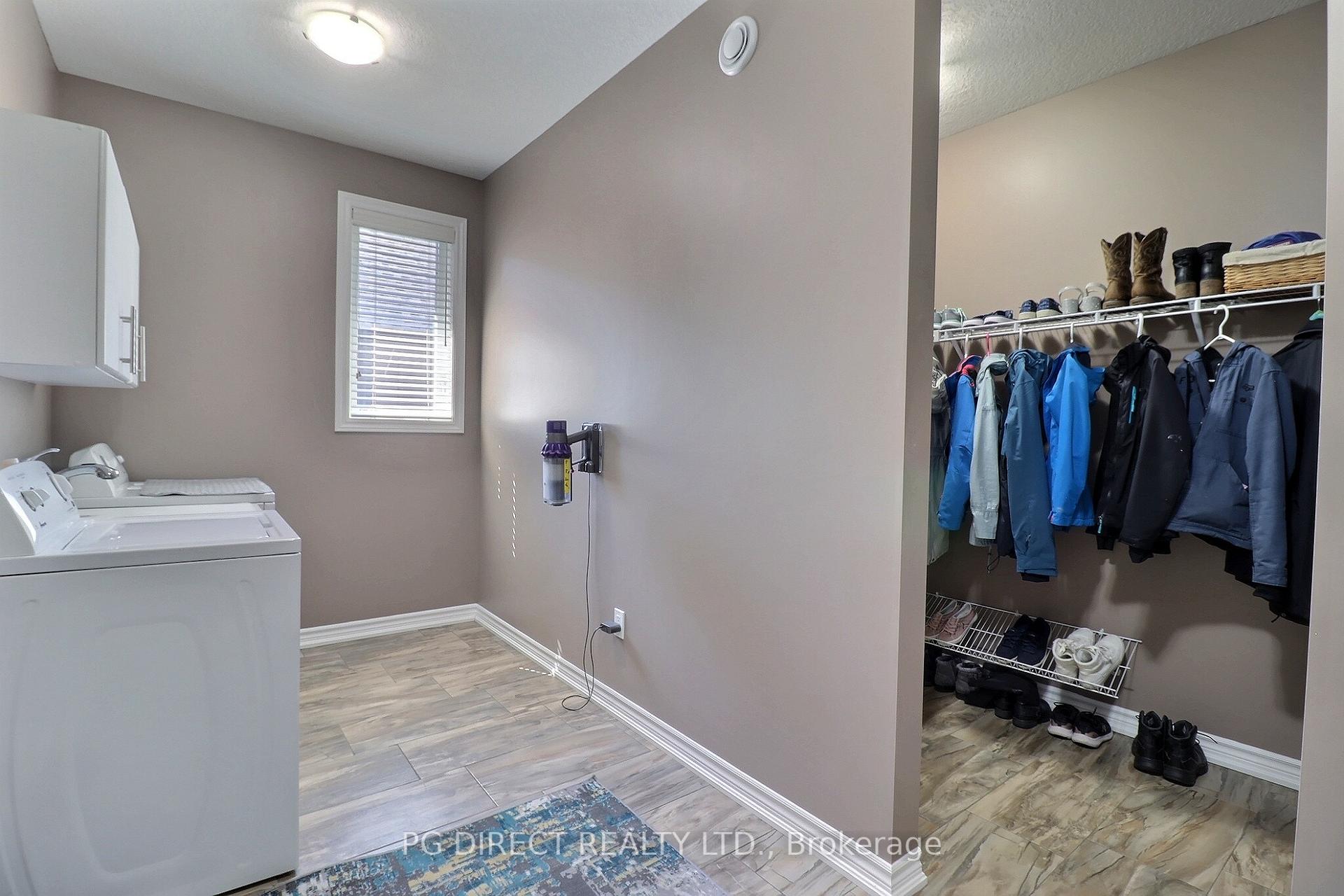 Photo 12 of 67 Caverhill Crescent, Middlesex Centre, Komoka — HOMEH