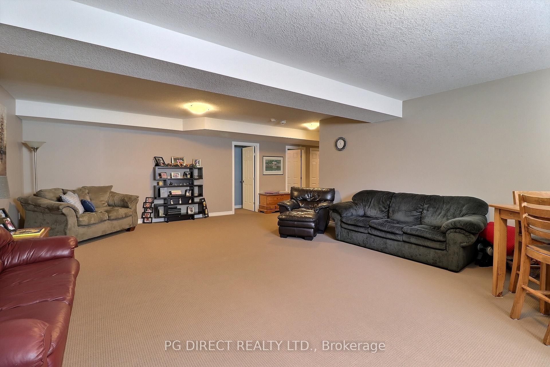 Photo 13 of 67 Caverhill Crescent, Middlesex Centre, Komoka — HOMEH