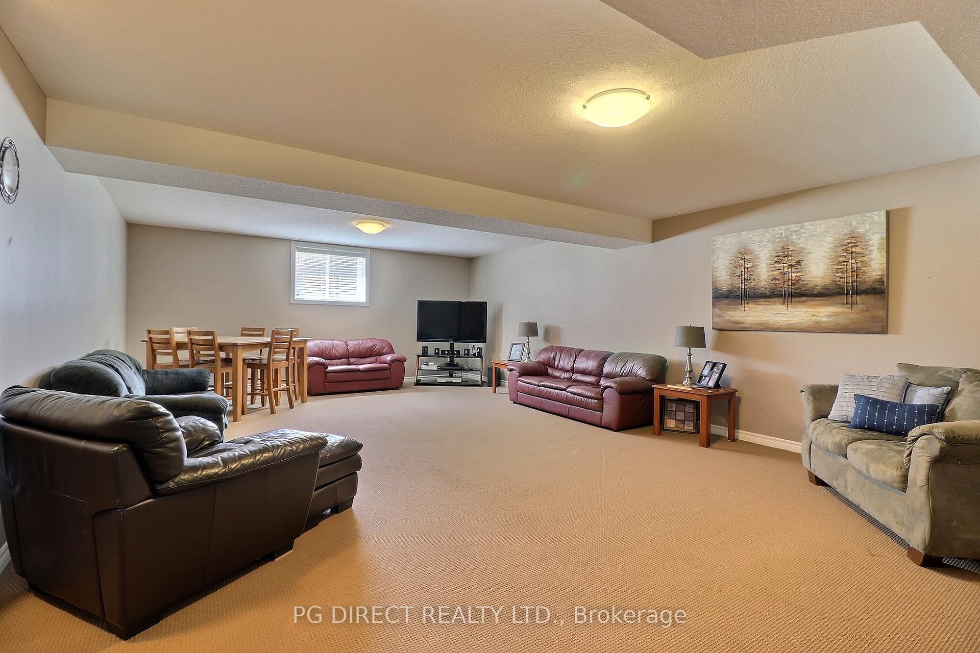 Photo 14 of 67 Caverhill Crescent, Middlesex Centre, Komoka — HOMEH