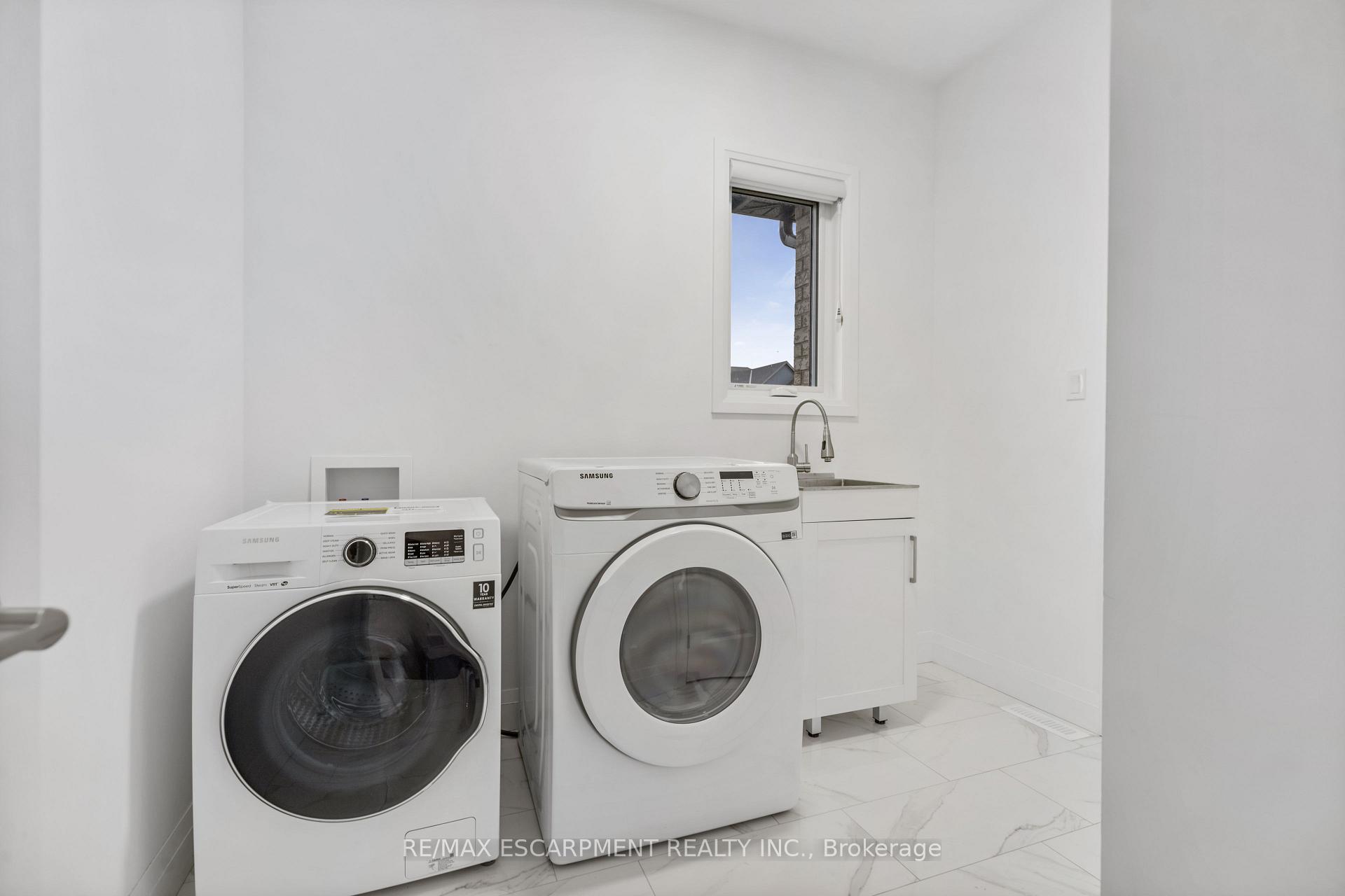 Photo 25 of 128 Basil Crescent, Middlesex Centre, Ilderton — HOMEH