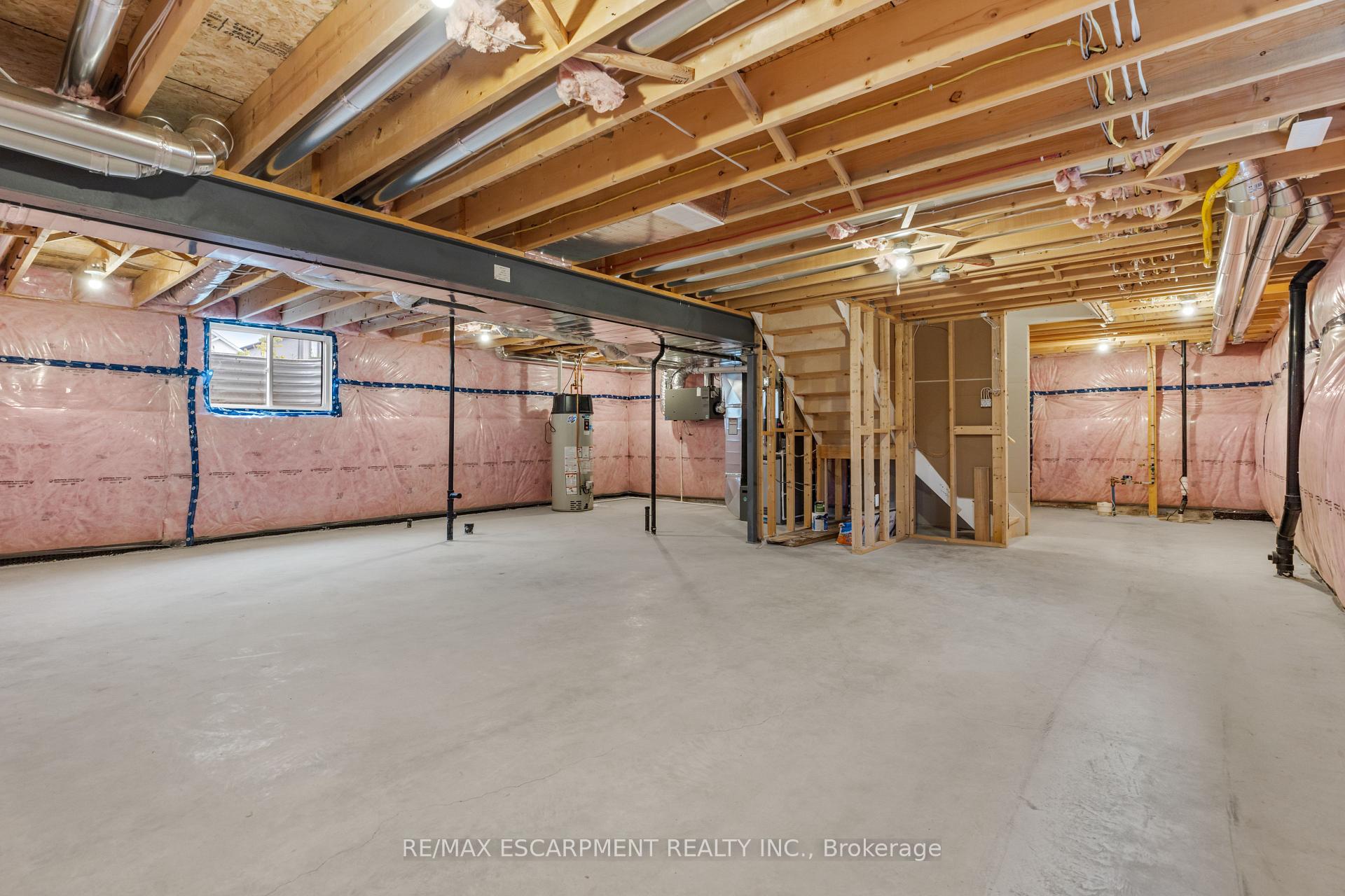 Photo 27 of 128 Basil Crescent, Middlesex Centre, Ilderton — HOMEH