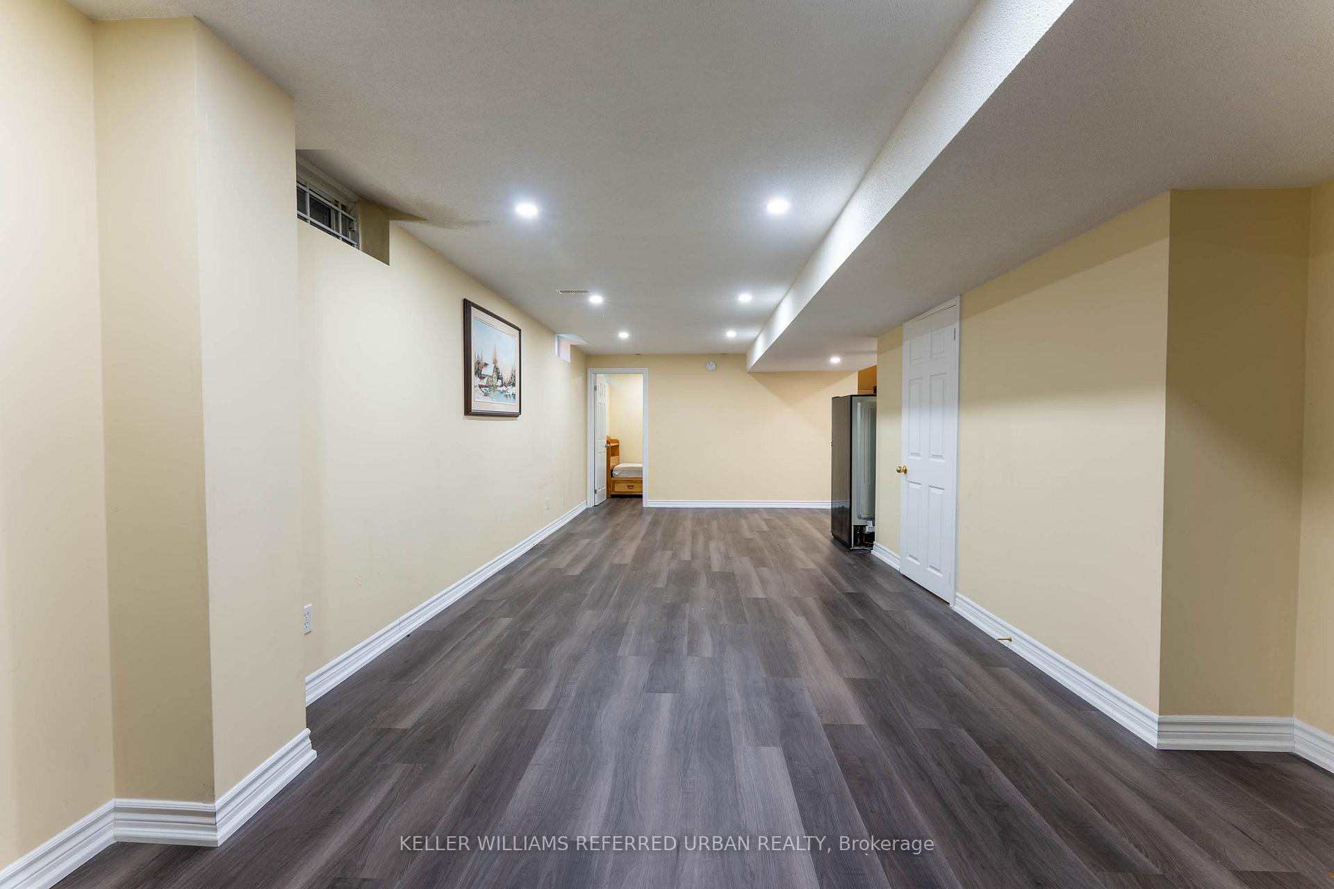 Photo 3 of 59 Moss Creek Boulevard, Markham, Cachet — HOMEH