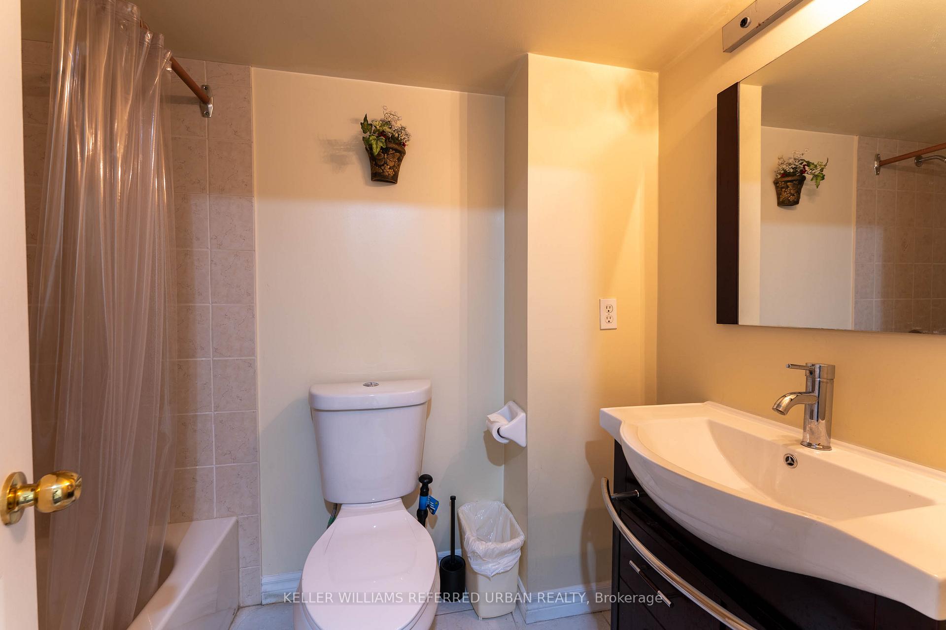 Photo 7 of 59 Moss Creek Boulevard, Markham, Cachet — HOMEH