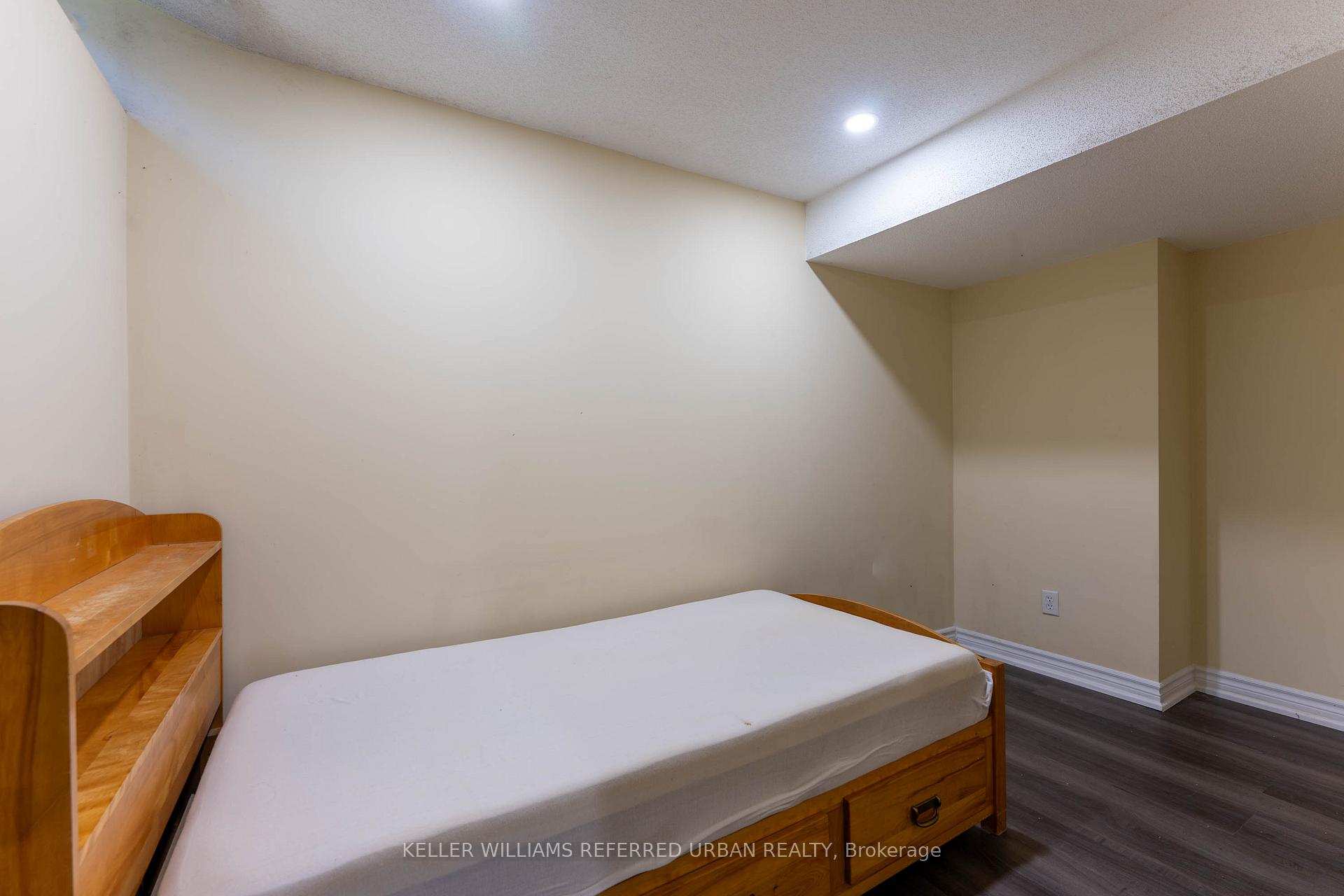 Photo 9 of 59 Moss Creek Boulevard, Markham, Cachet — HOMEH