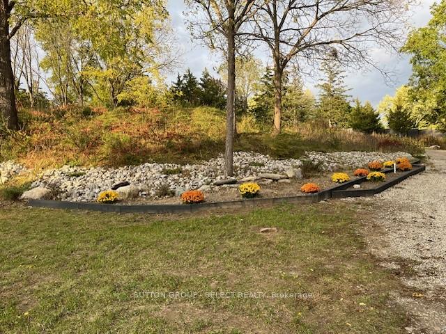 Photo 16 of 21654 Richmond Street, Middlesex Centre, Arva — HOMEH