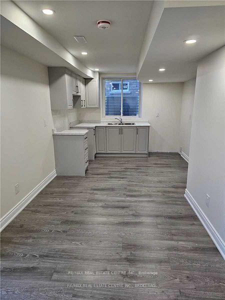 Photo 4 of 151 Agro (Basement) Street, Hamilton, Waterdown — HOMEH