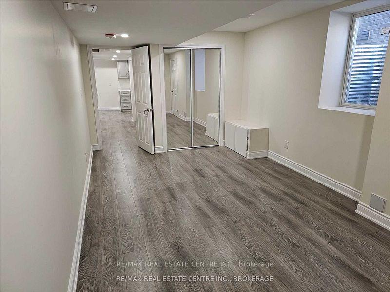 Photo 6 of 151 Agro (Basement) Street, Hamilton, Waterdown — HOMEH