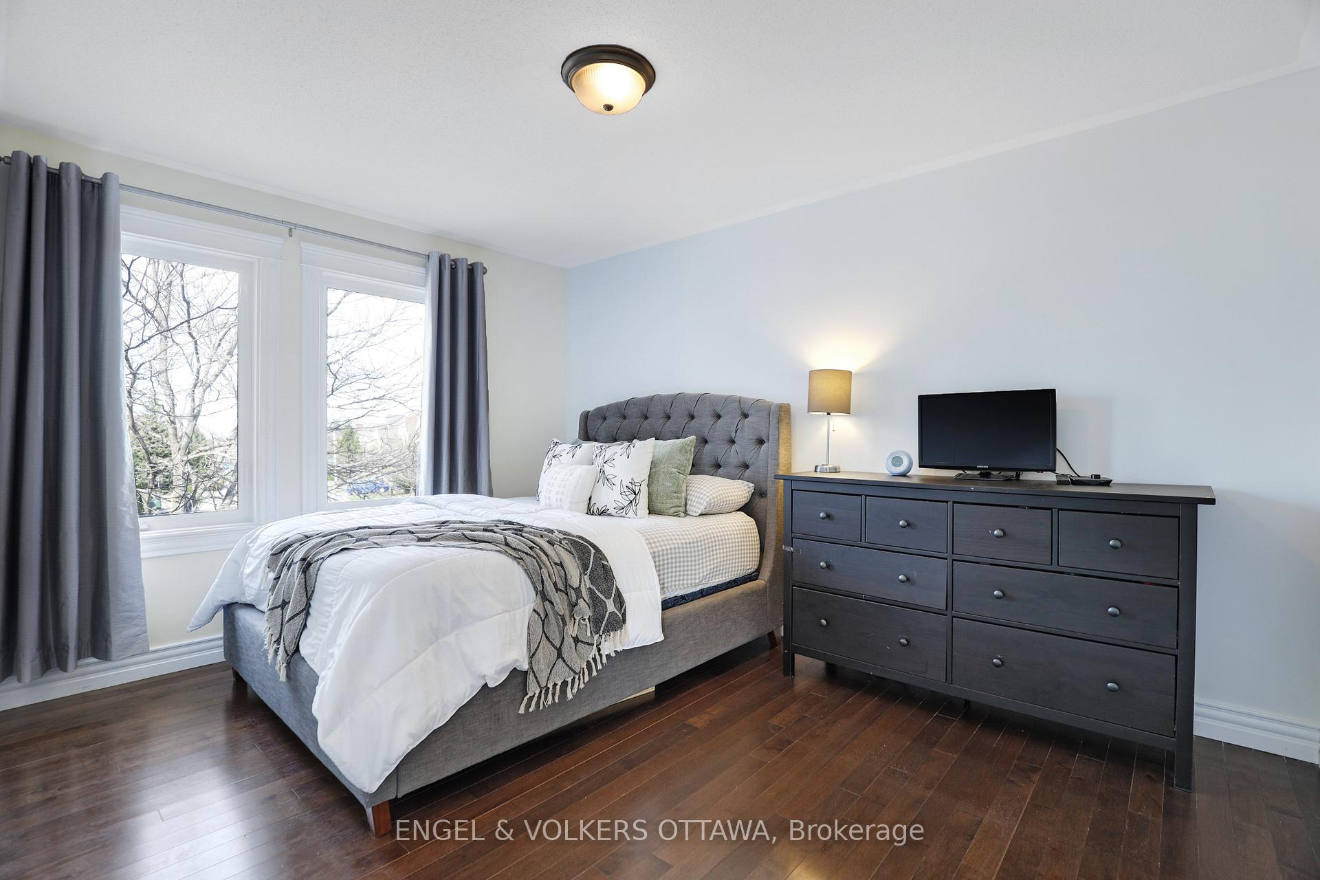 Photo 20 of 83 Scampton Drive, Ottawa, Kanata - Morgan's Grant/South March — HOMEH
