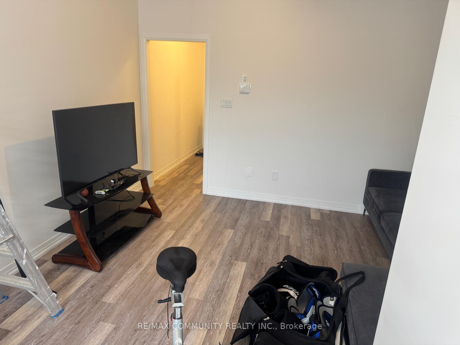 Photo 13 of 71 Carneros Way, Markham, Cedar Grove — HOMEH