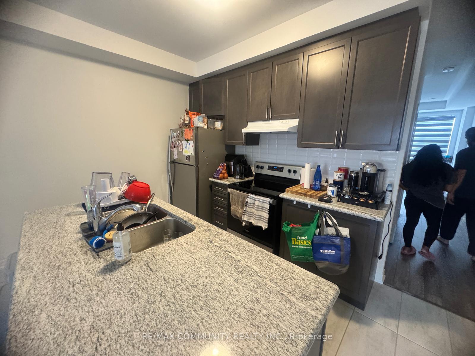 Photo 14 of 71 Carneros Way, Markham, Cedar Grove — HOMEH