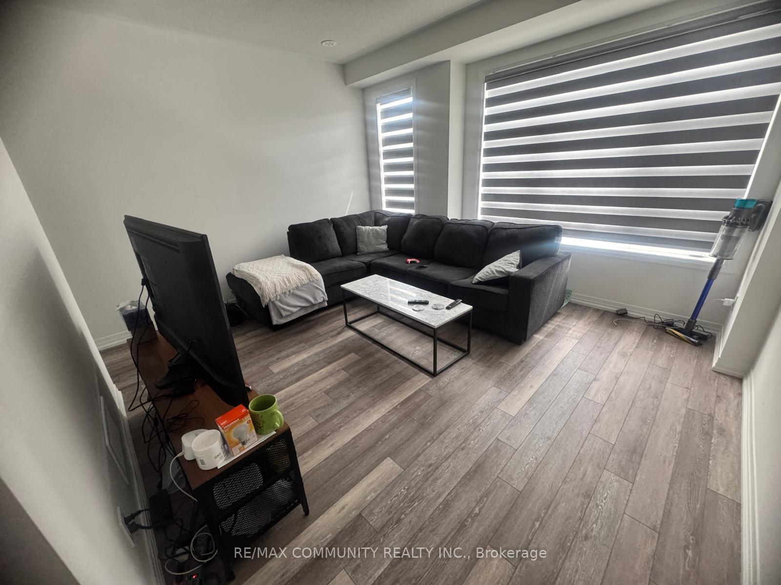 Photo 17 of 71 Carneros Way, Markham, Cedar Grove — HOMEH