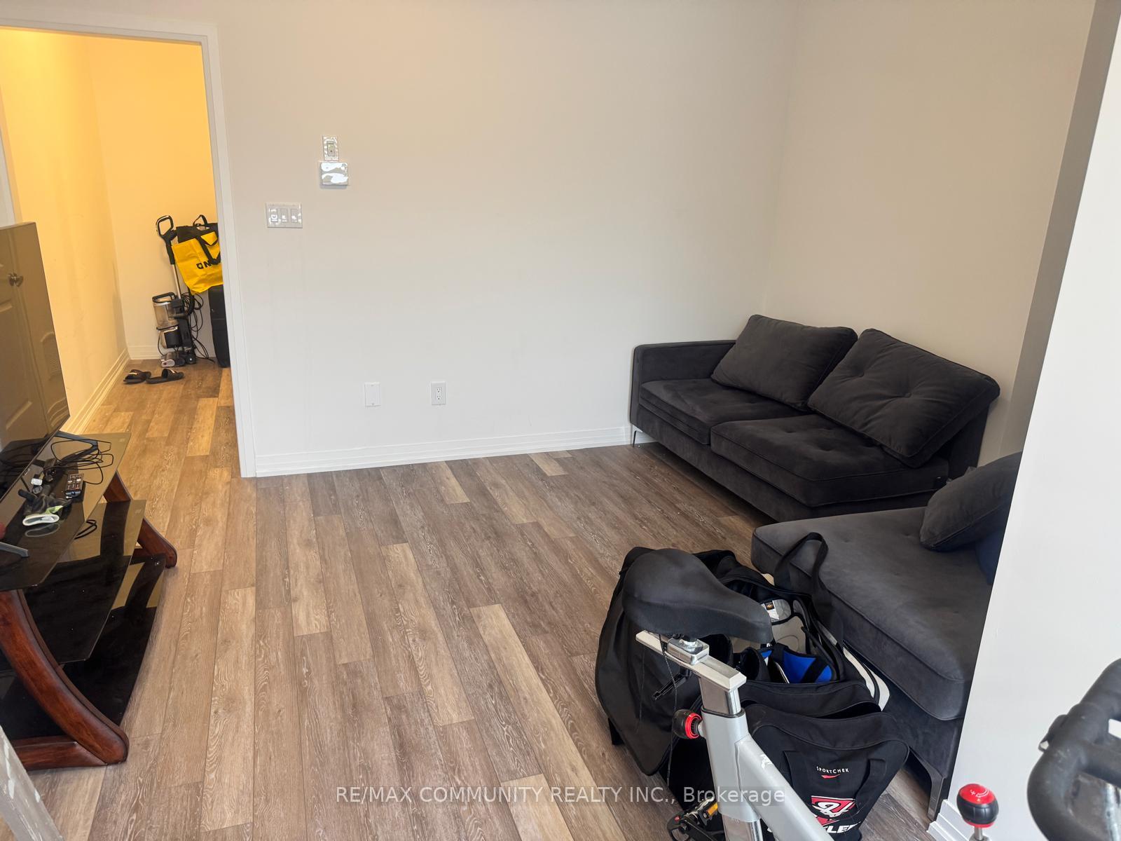 Photo 22 of 71 Carneros Way, Markham, Cedar Grove — HOMEH