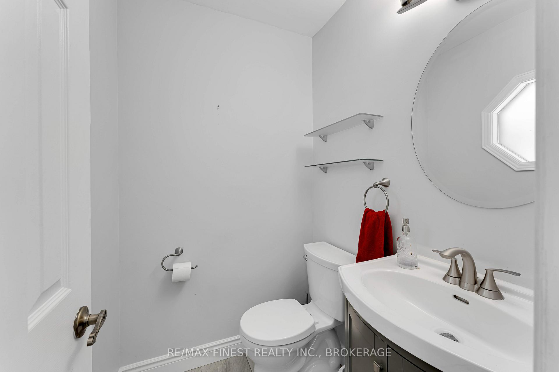 Photo 4 of 785 Davis Drive, Kingston, East Gardiners Rd — HOMEH