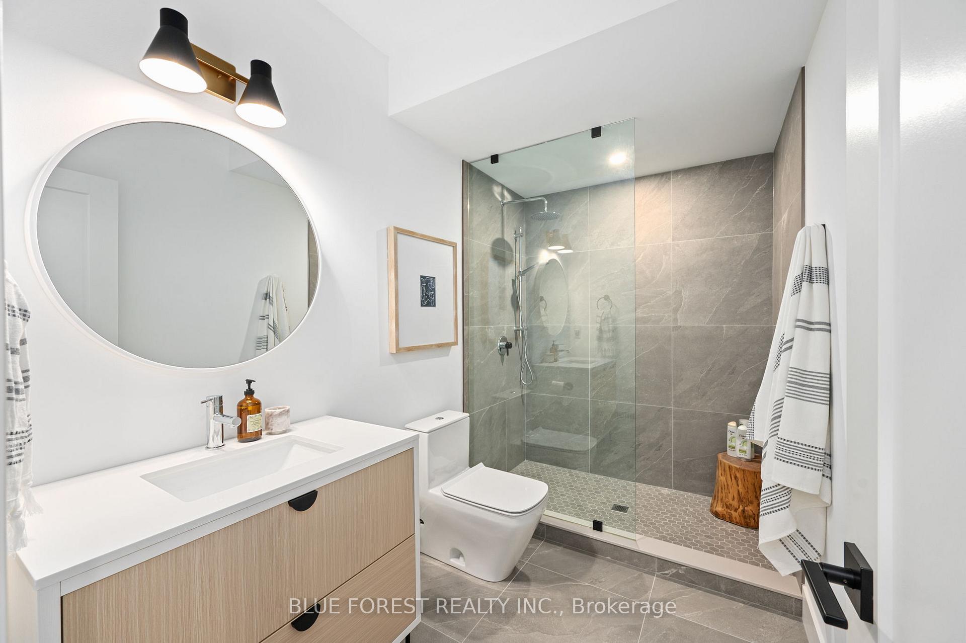 Photo 36 of 102 Edgewater Boulevard, Middlesex Centre, Kilworth — HOMEH
